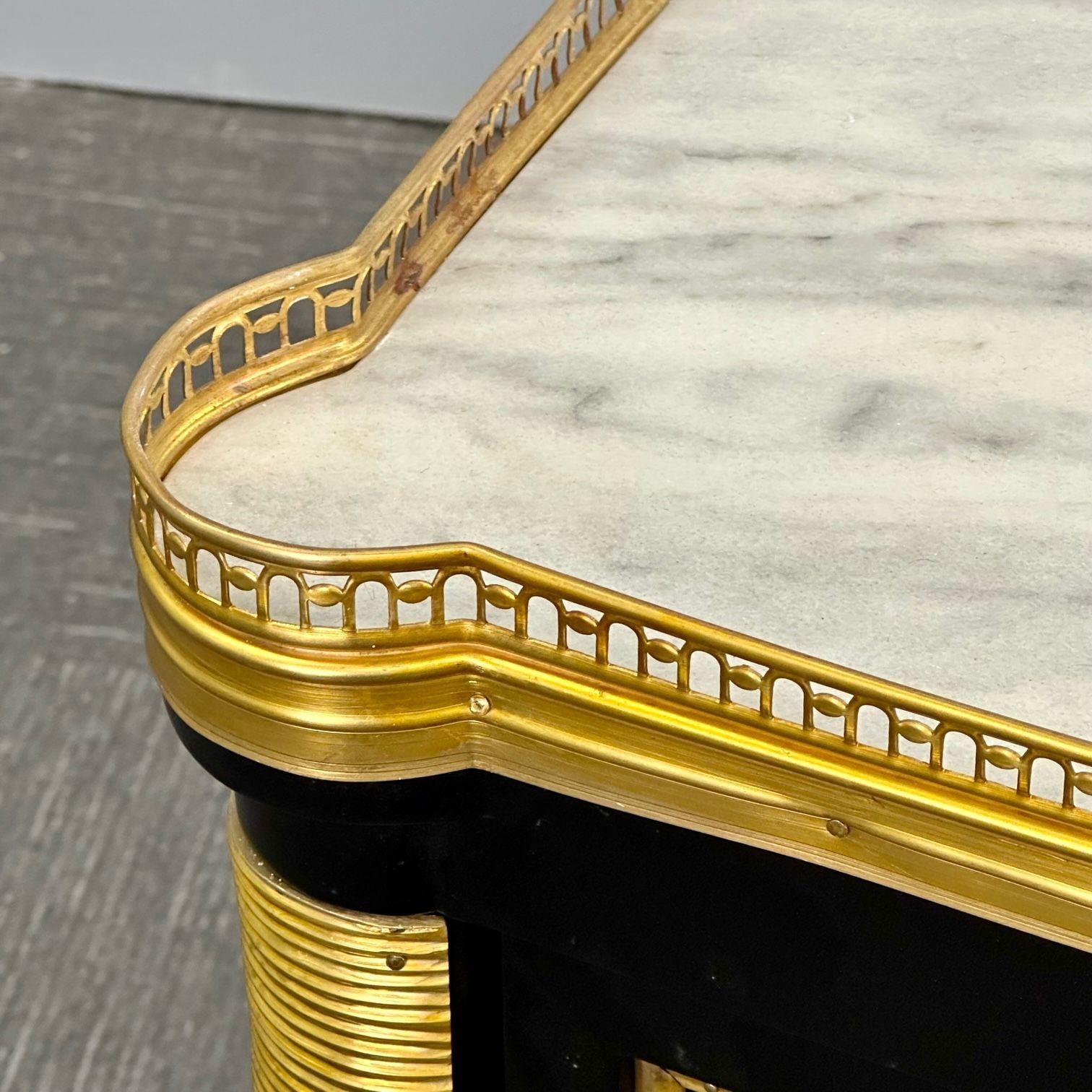 Kommoden im Stil Louis XVI., Hollywood Regency, Kommoden, schwarz lackiertes Holz, Bronze, Marmor im Angebot 1