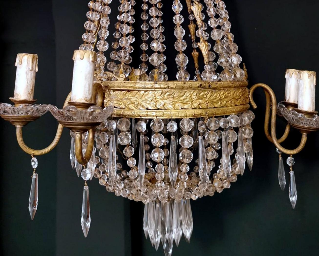 XIXe siècle Lustre de style Louis XVI en forme de ballon d'aviation, en cristal au plomb et laiton doré en vente