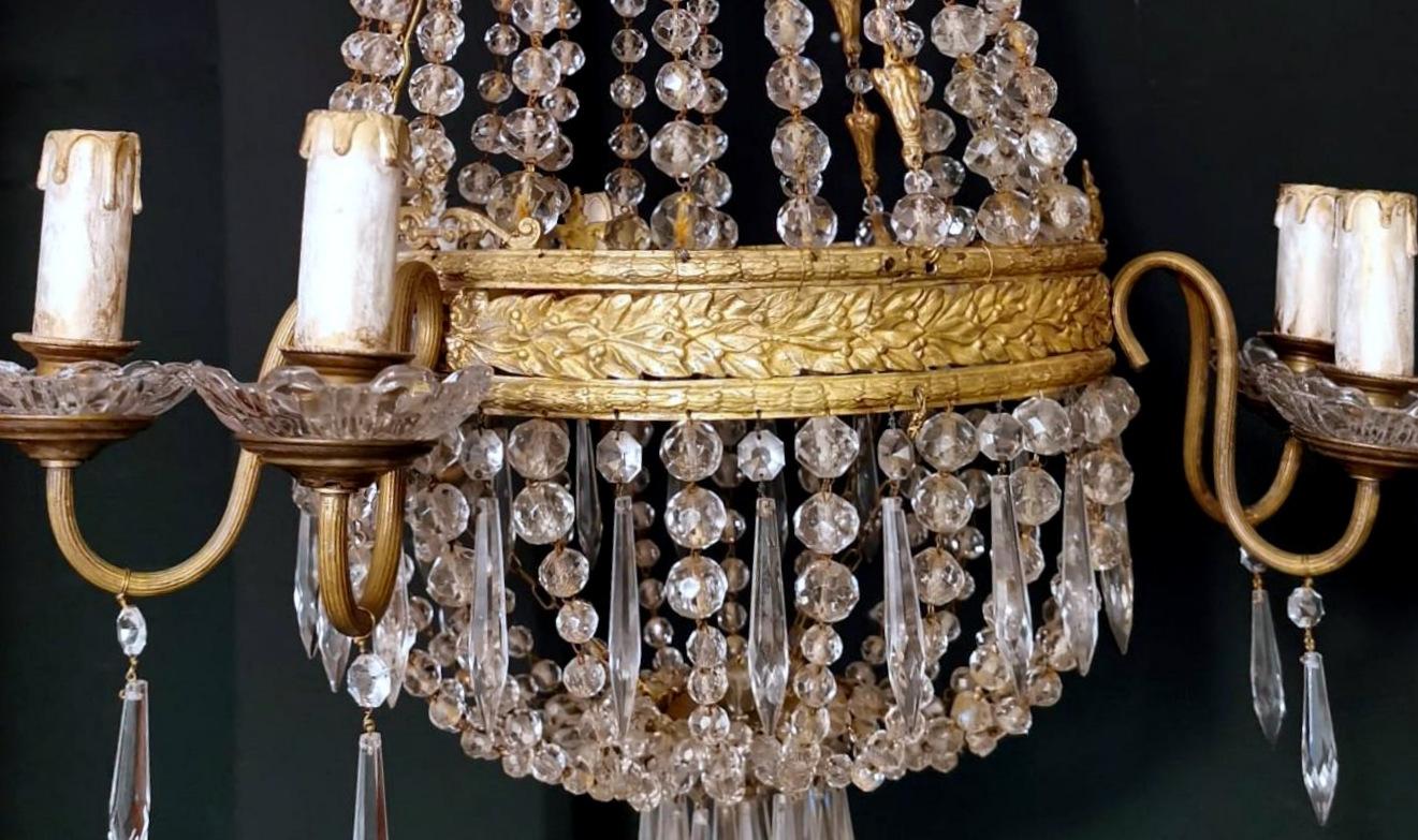 Lustre de style Louis XVI en forme de ballon d'aviation, en cristal au plomb et laiton doré en vente 1
