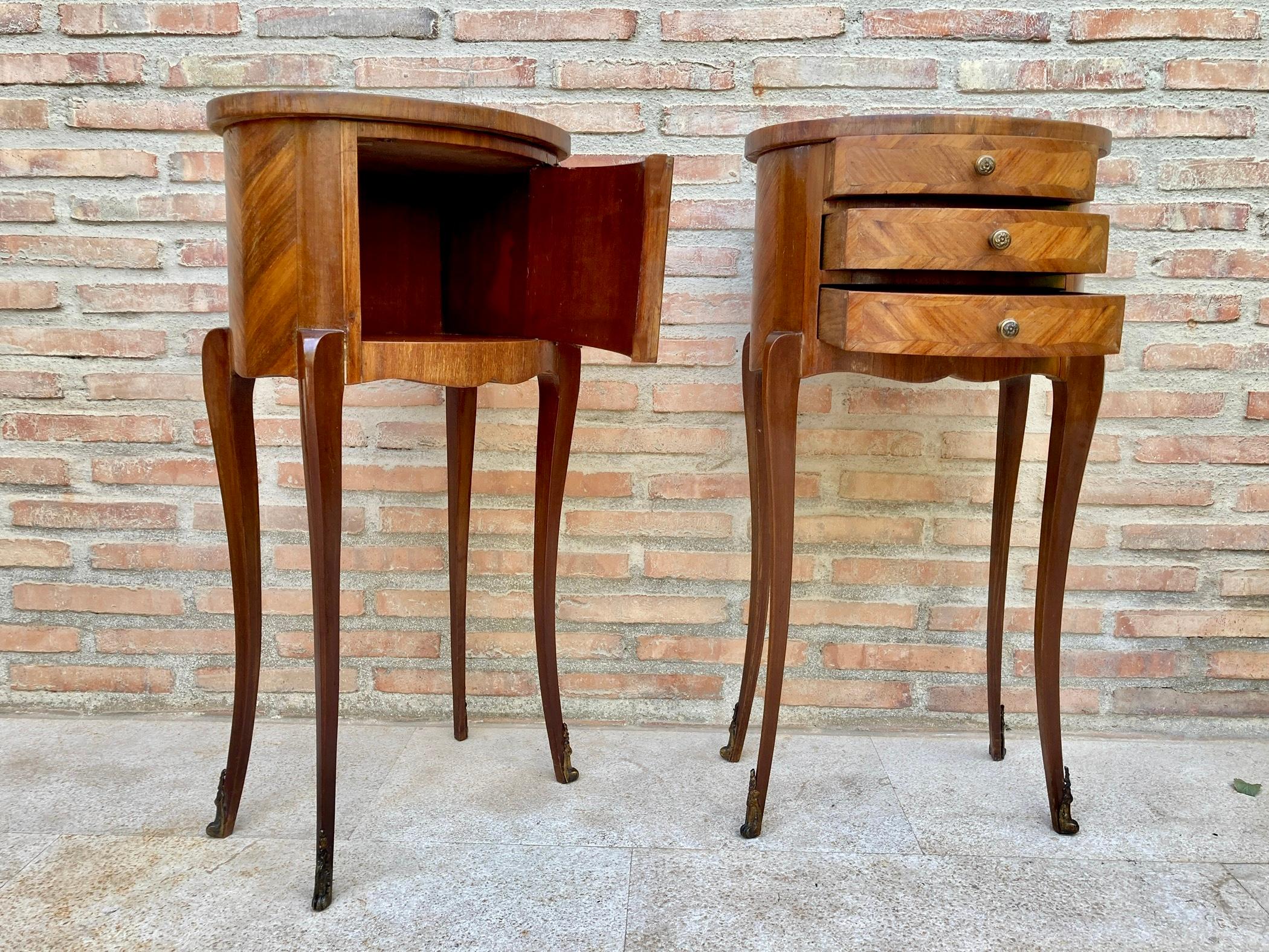 Louis XVI Style Inlaid Walnut Nightstands, France, 1920s, Set Of 2 For Sale 3
