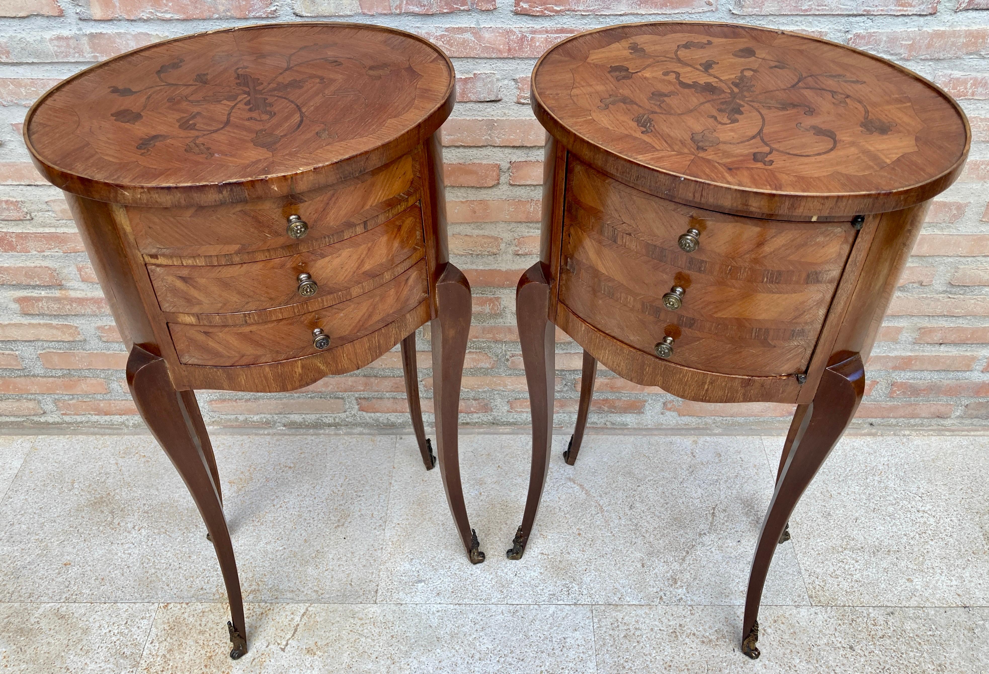 French Provincial Louis XVI Style Inlaid Walnut Nightstands, France, 1920s, Set Of 2 For Sale