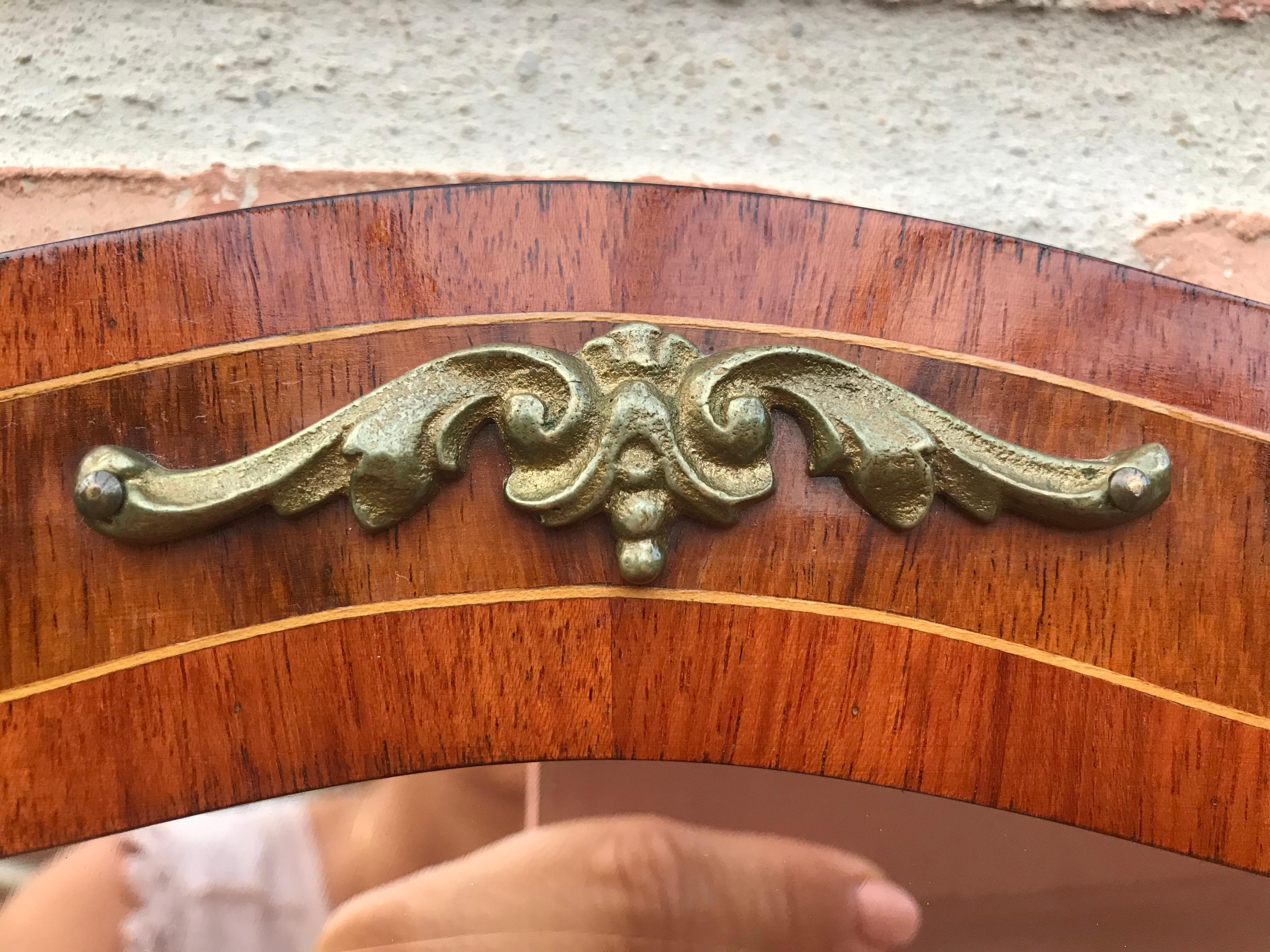 Commode in stile Luigi XVI in legno di Re e intarsio in vendita 4