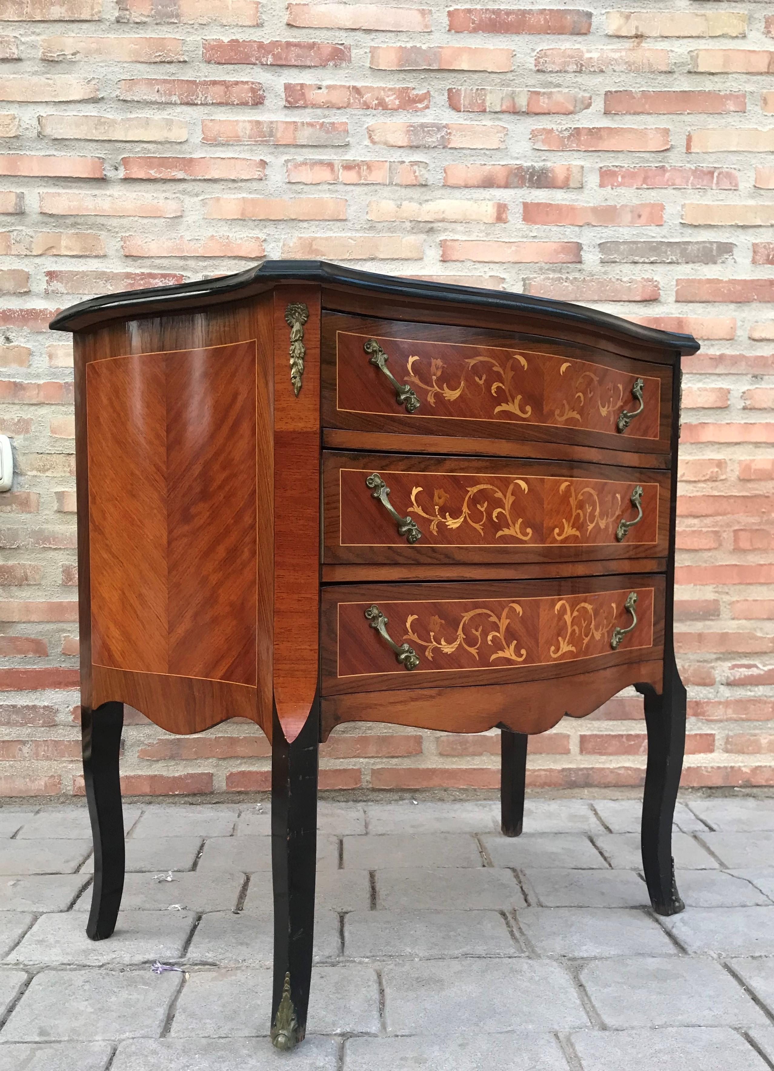 20th Century Louis XVI Style Kingwood and Marquetry Commode with Mirror For Sale