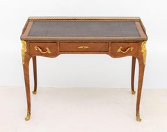 Bureau en bois de roi de style Louis XVI