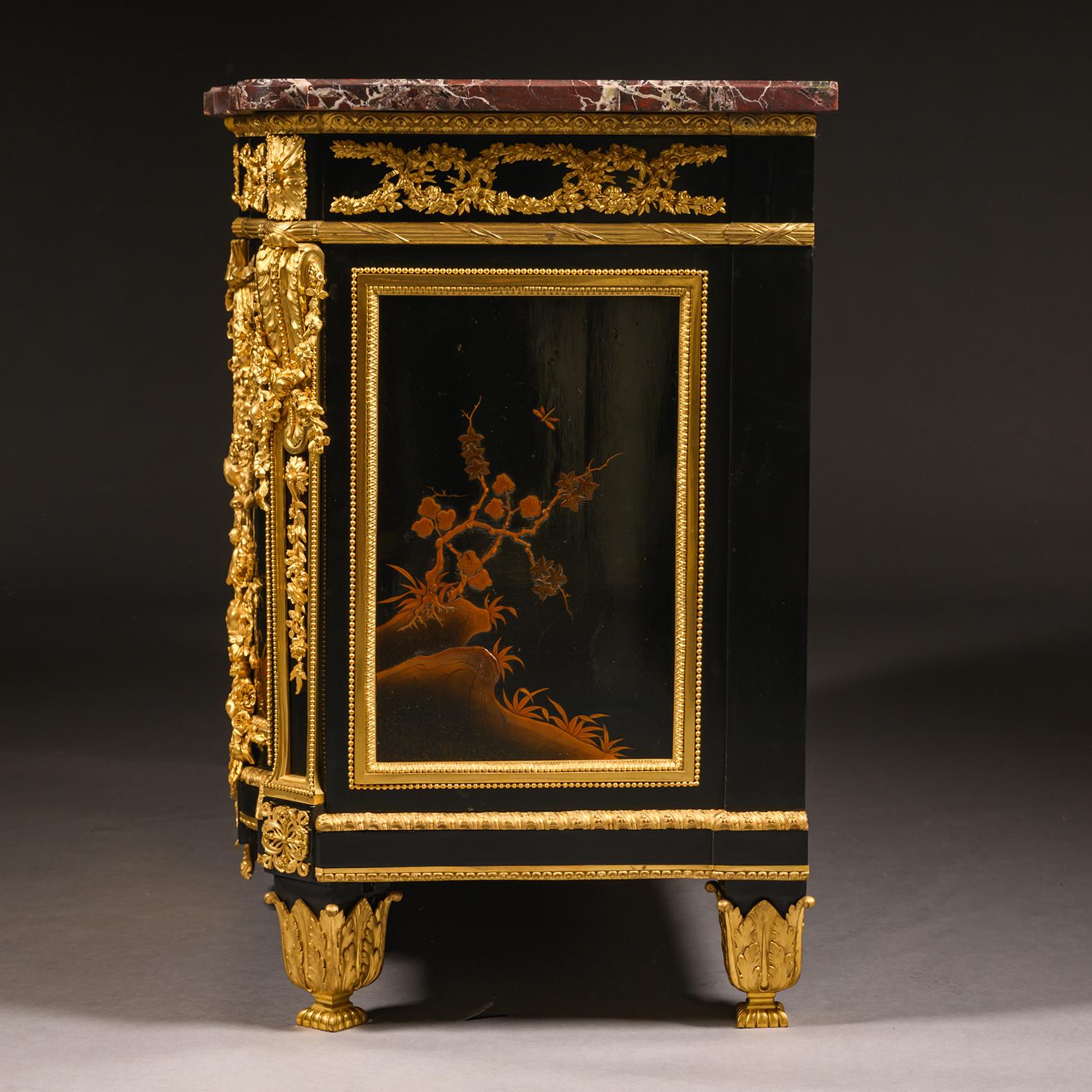 Louis XVI Style Lacquer Commode After Riesener, France c.1880 In Good Condition For Sale In Brighton, West Sussex