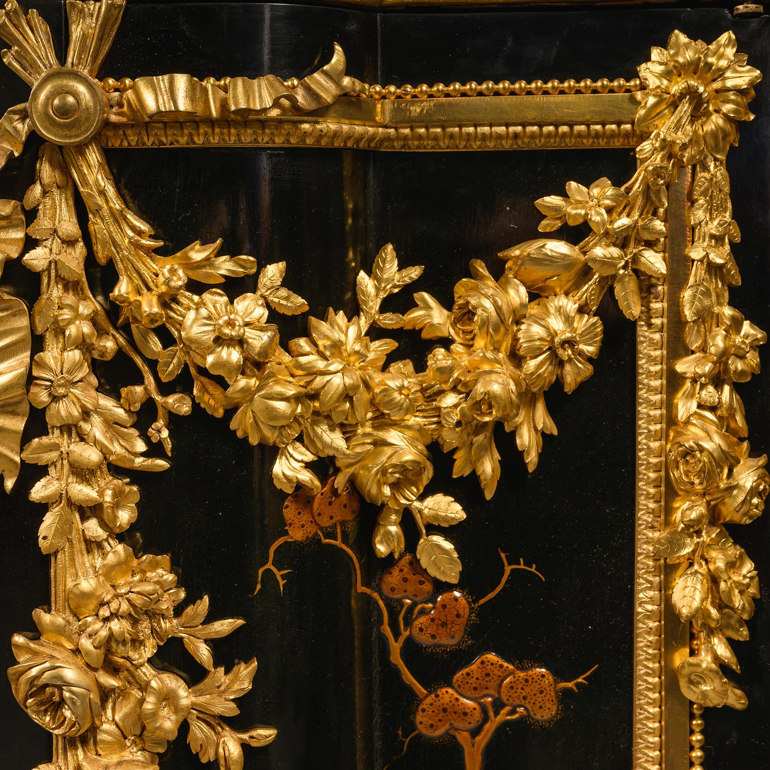 Louis XVI Style Lacquer Commode After Riesener, France c.1880 For Sale 2