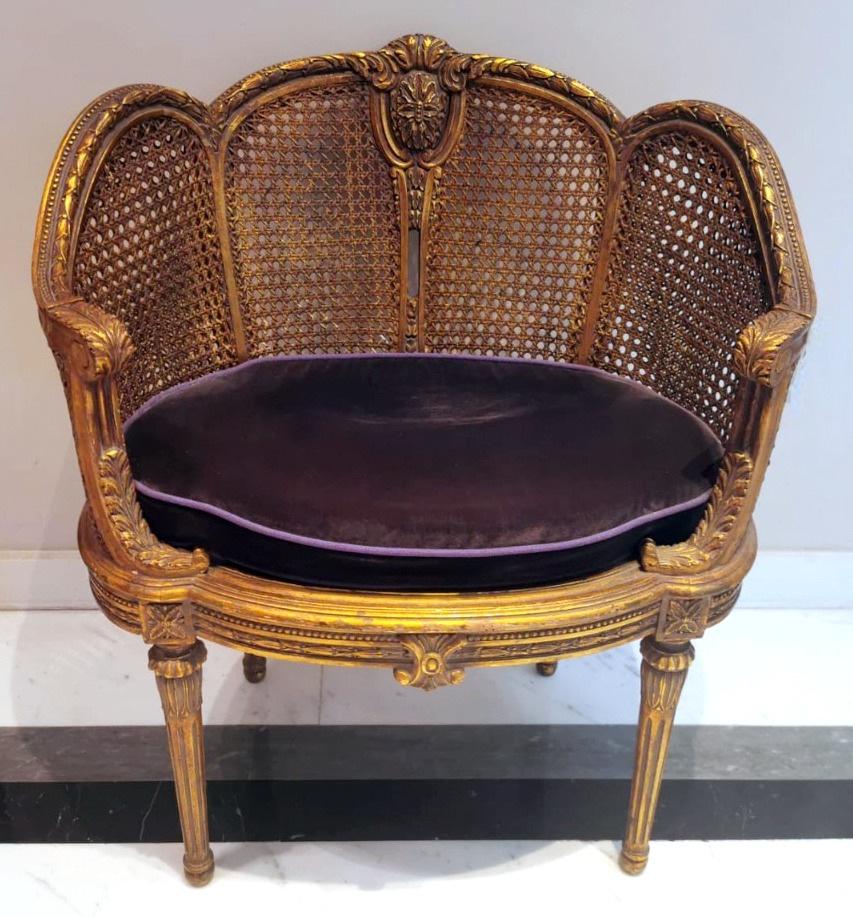 We kindly suggest that you read the entire description, as with it we try to give you detailed technical and historical information to guarantee the authenticity of our objects.
Interesting French chair in the Louis XVI style; the wooden frame,