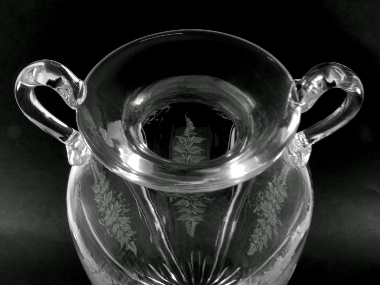 Louis XVI Style Large Italian Crystal Amphora With Engraved And Swan Handles For Sale 4
