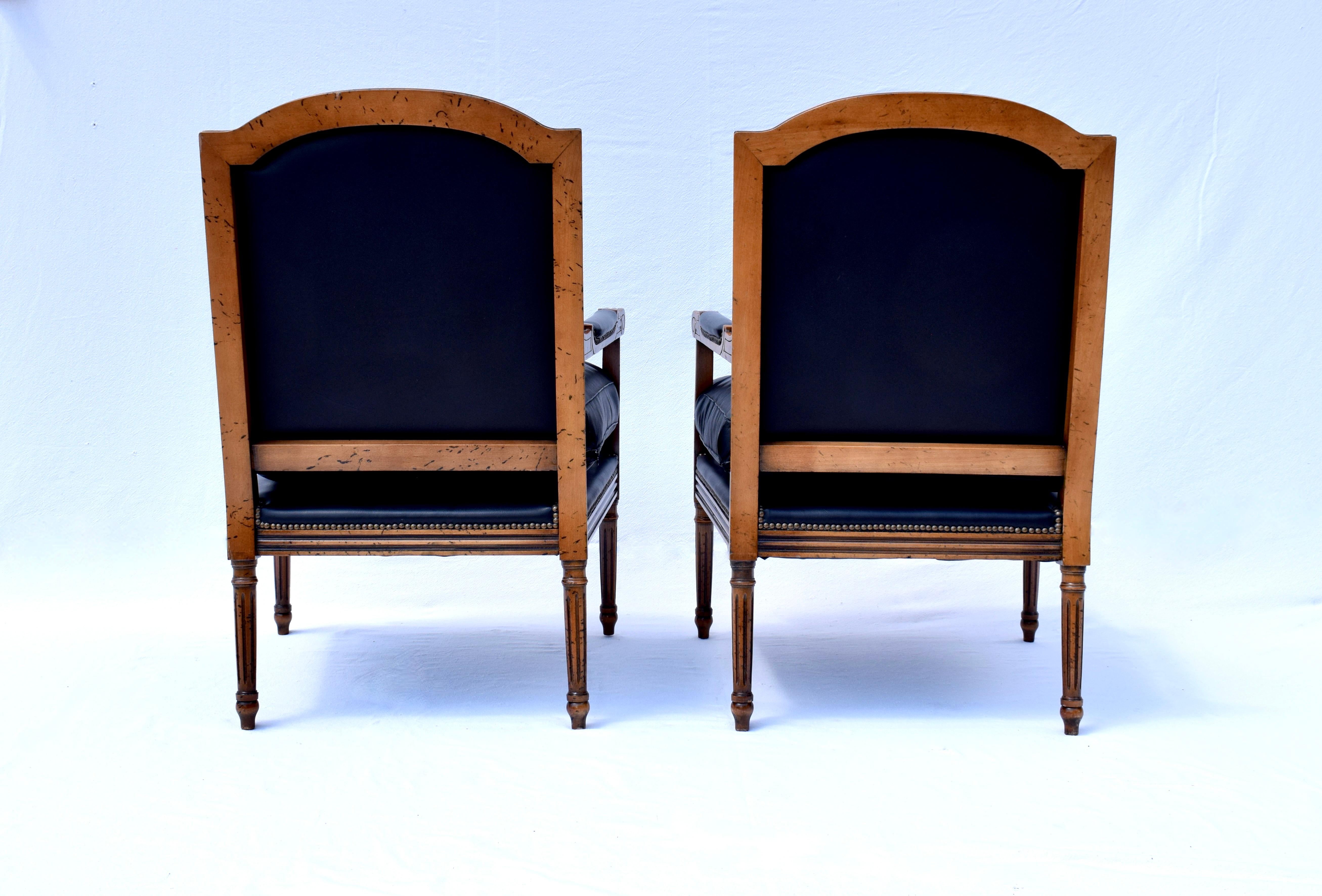 Louis Xvi Style Leather Fauteuil Chairs In Excellent Condition For Sale In Southampton, NJ