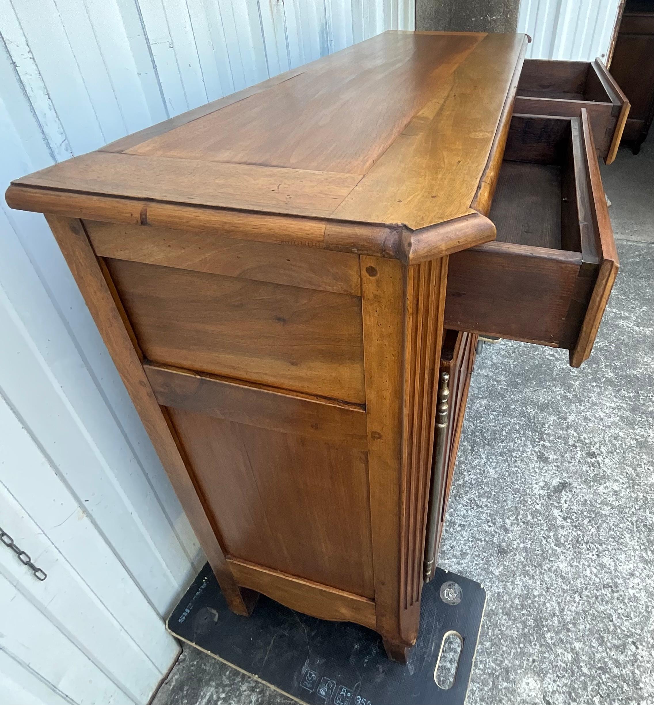 Louis XVI Style Low Sideboard In Solid Walnut, 19th Century in vendita 7