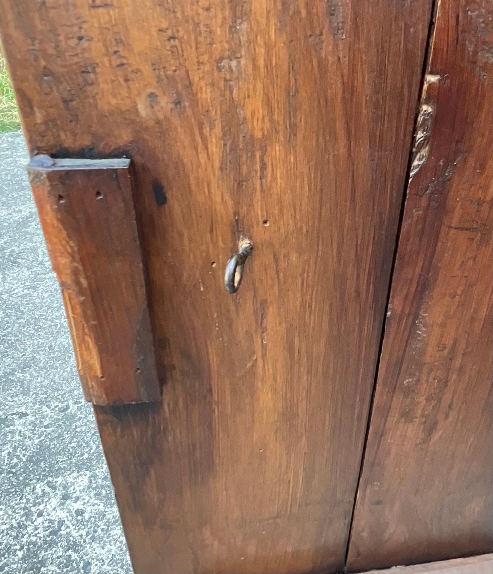 Louis XVI Style Low Sideboard In Solid Walnut, 19th Century in vendita 2