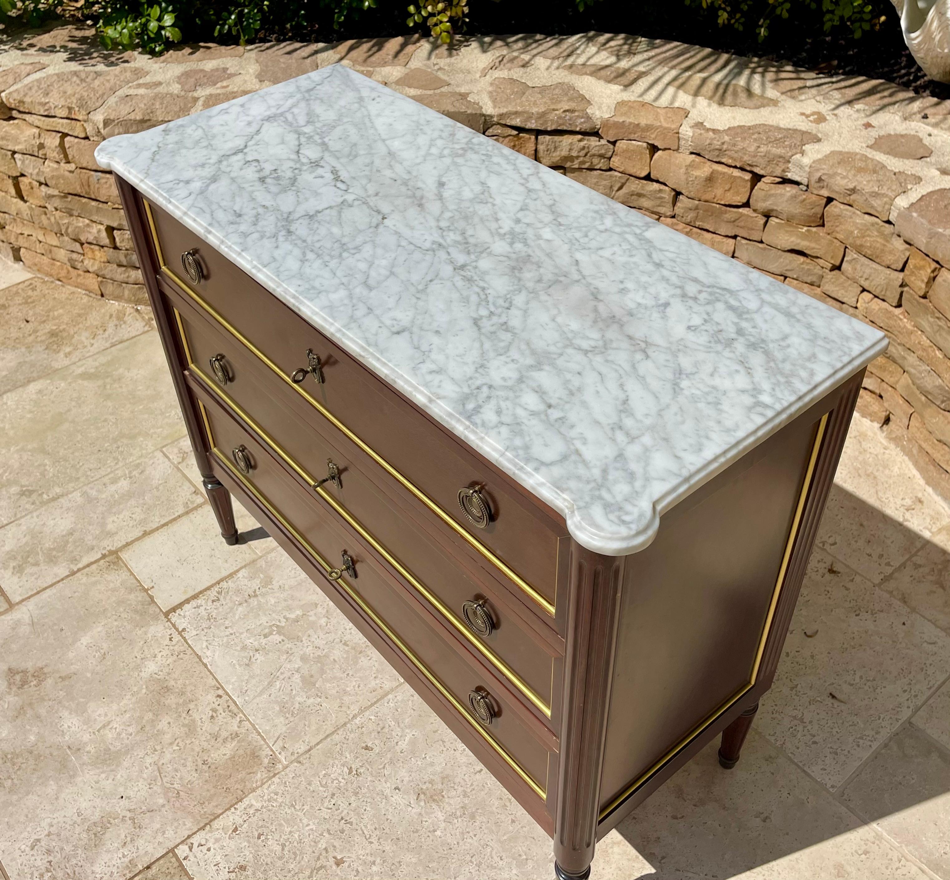 Louis XVI Style Mahogany Chest Of Drawers For Sale 1
