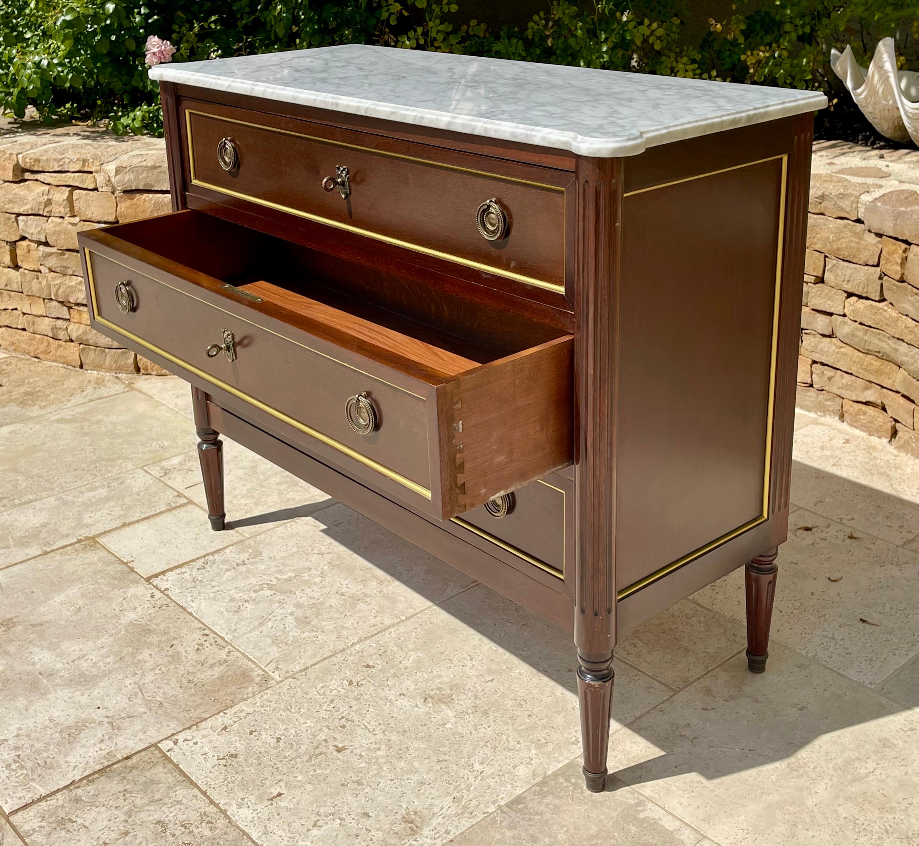 Louis XVI Style Mahogany Chest Of Drawers For Sale 2