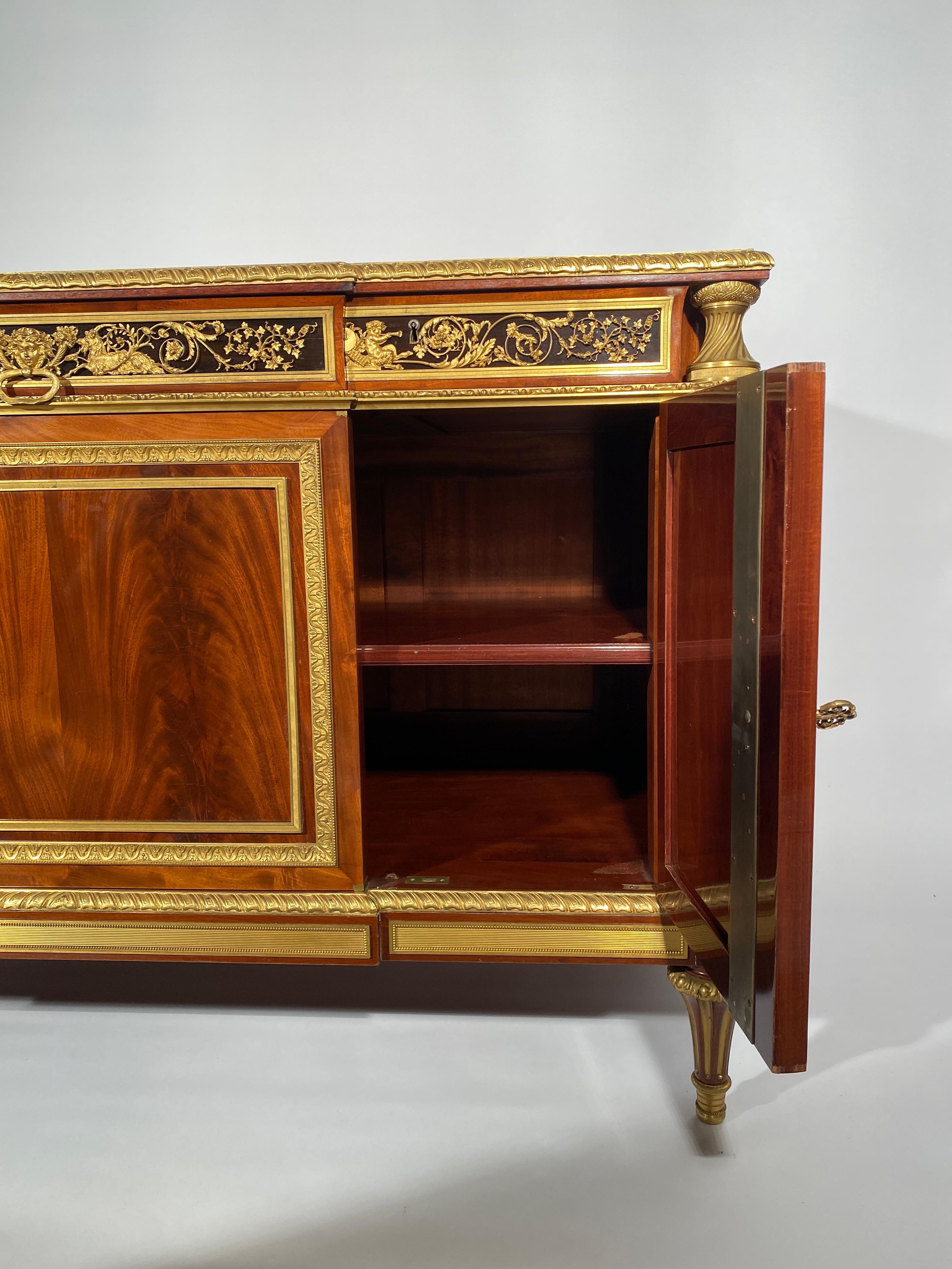 Louis XVI Style Mahogany Commode, Attributed to Henry Dasson For Sale 10
