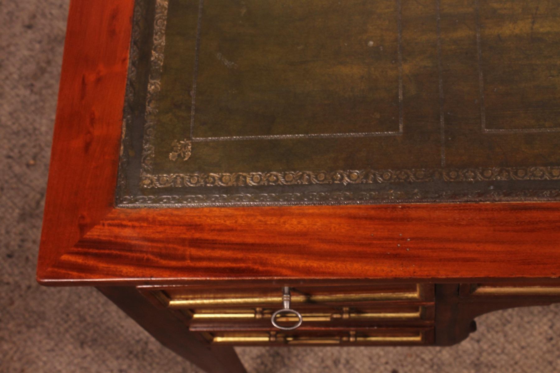 Mahagoni-Schreibtisch im Louis XVI-Stil im Angebot 6