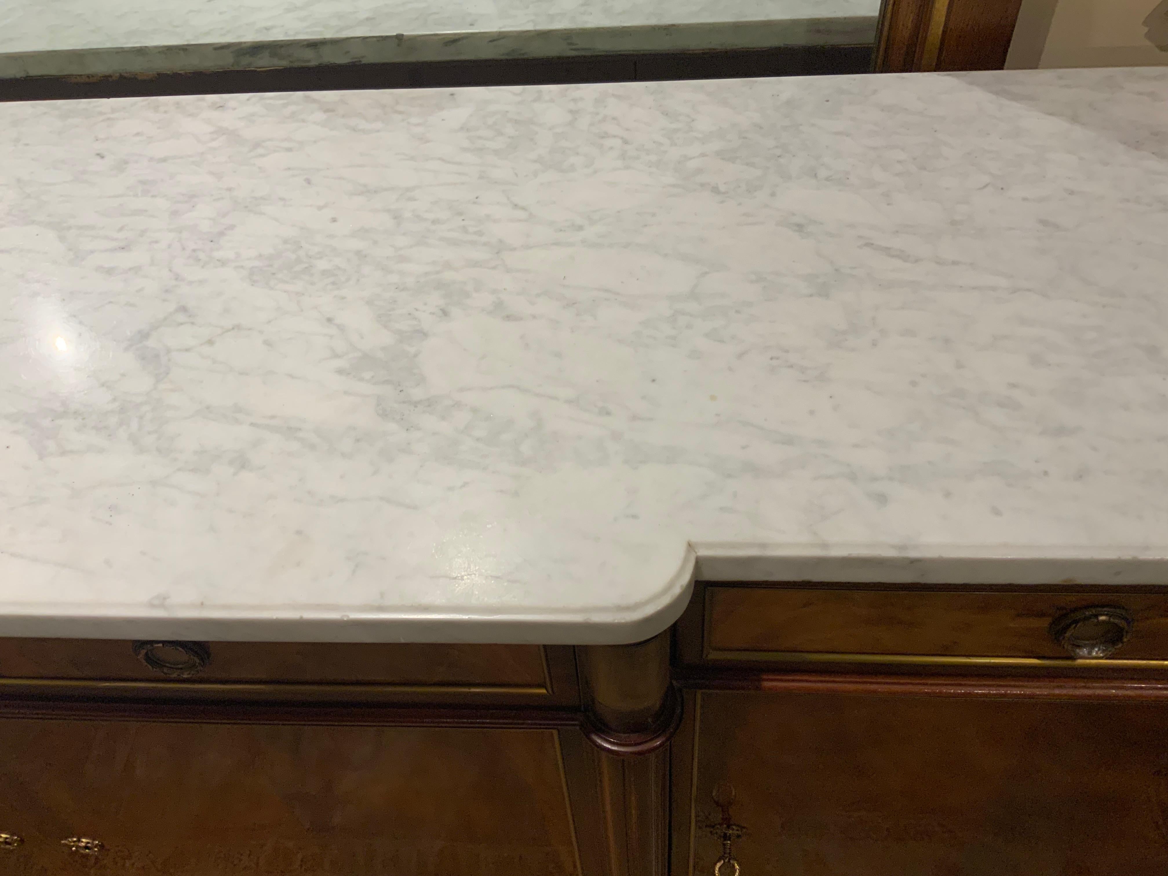 buffet louis xvi avec marbre