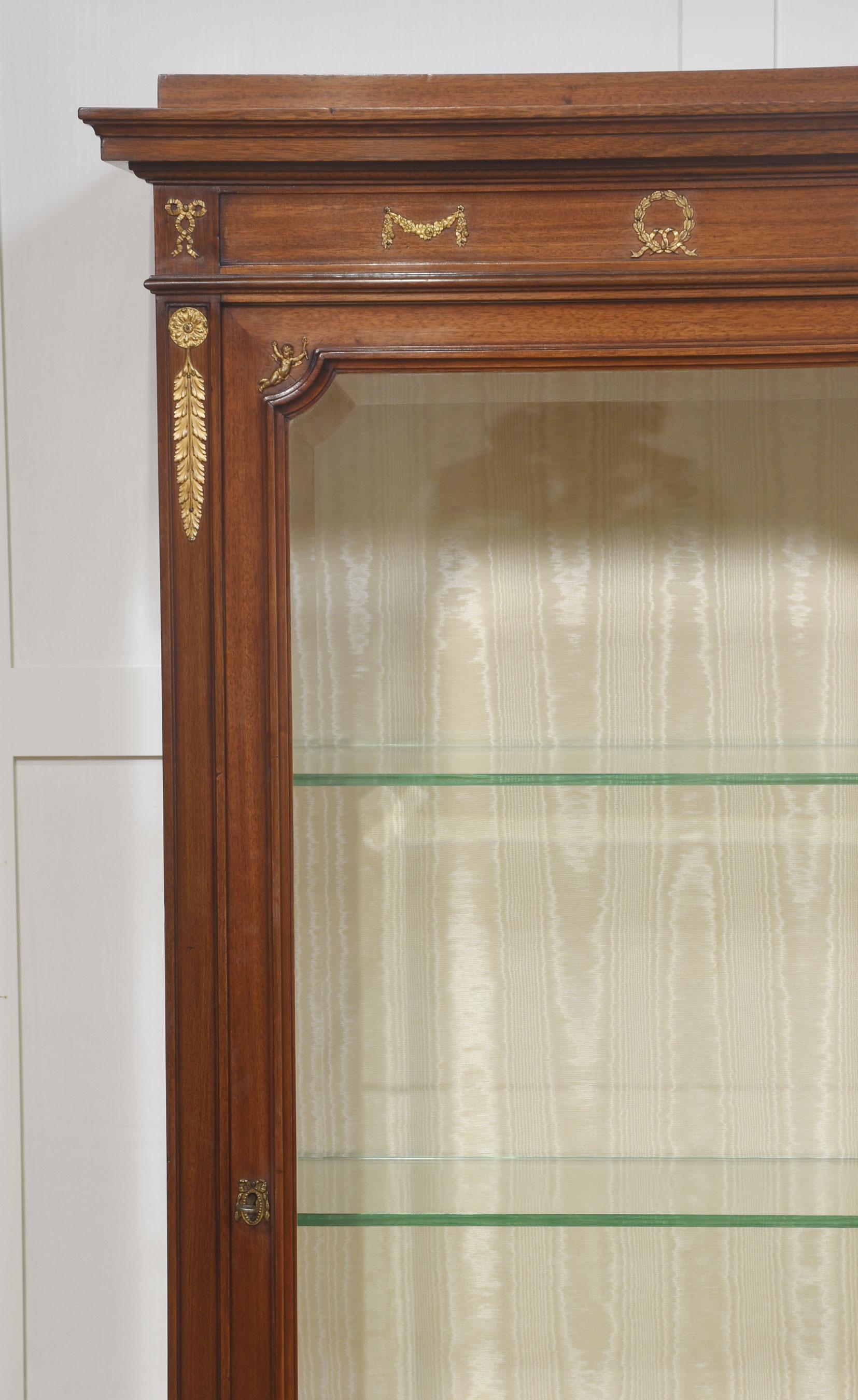 French Louis XVI style mahogany vitrine display cabinet For Sale