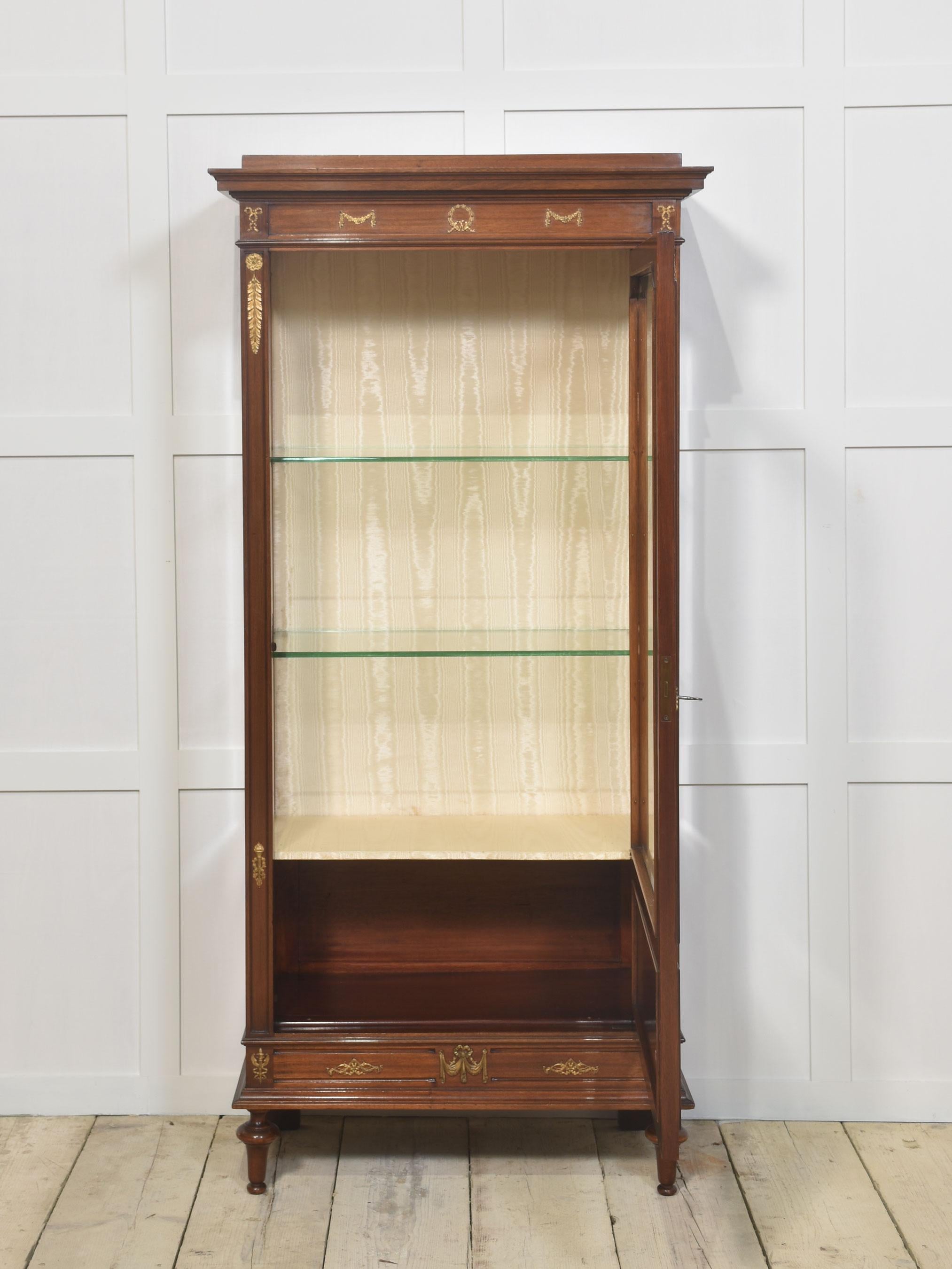 Louis XVI style mahogany vitrine display cabinet For Sale 1