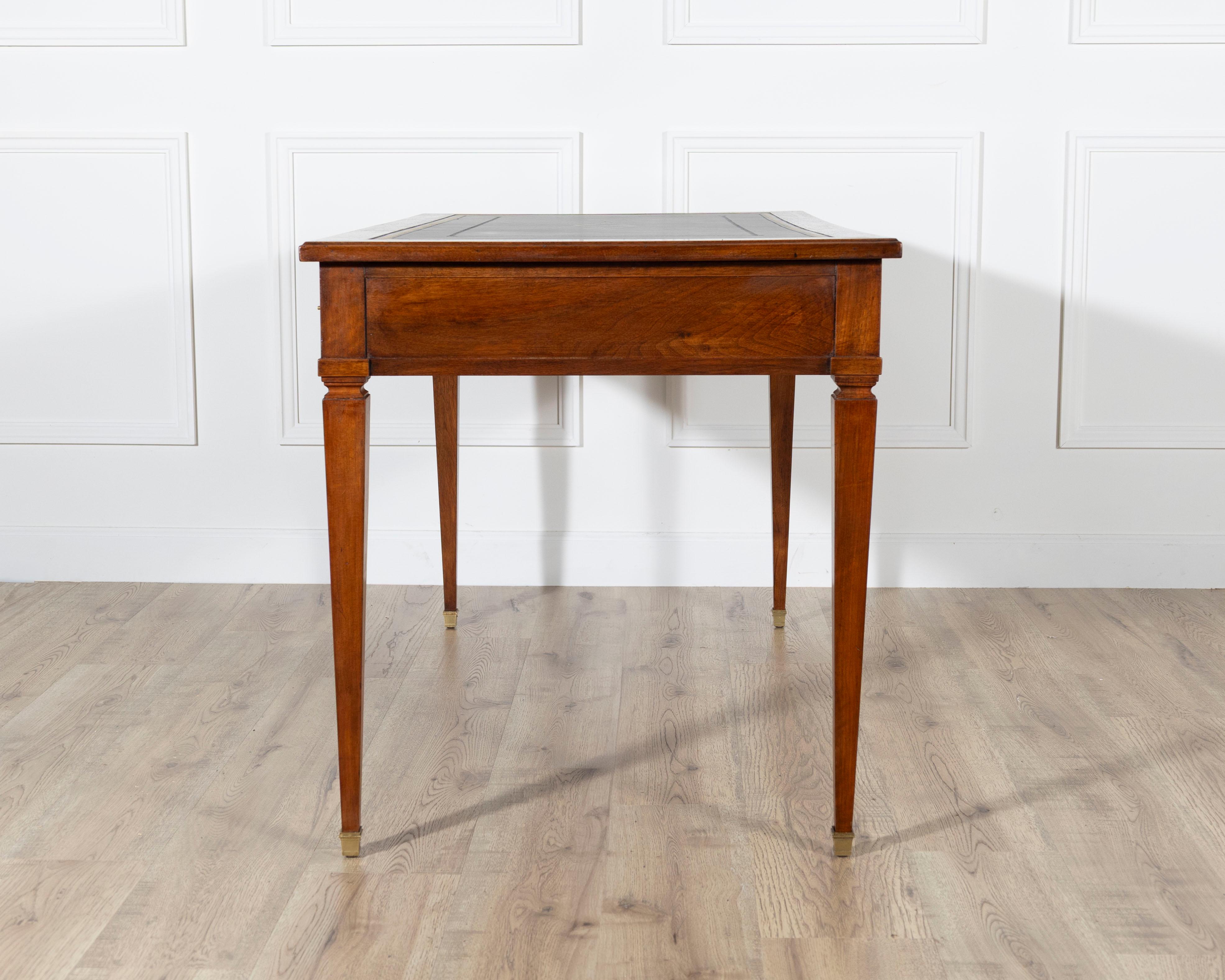 Louis XVI-Style Mahogany Writing Desk with Leather Top For Sale 1