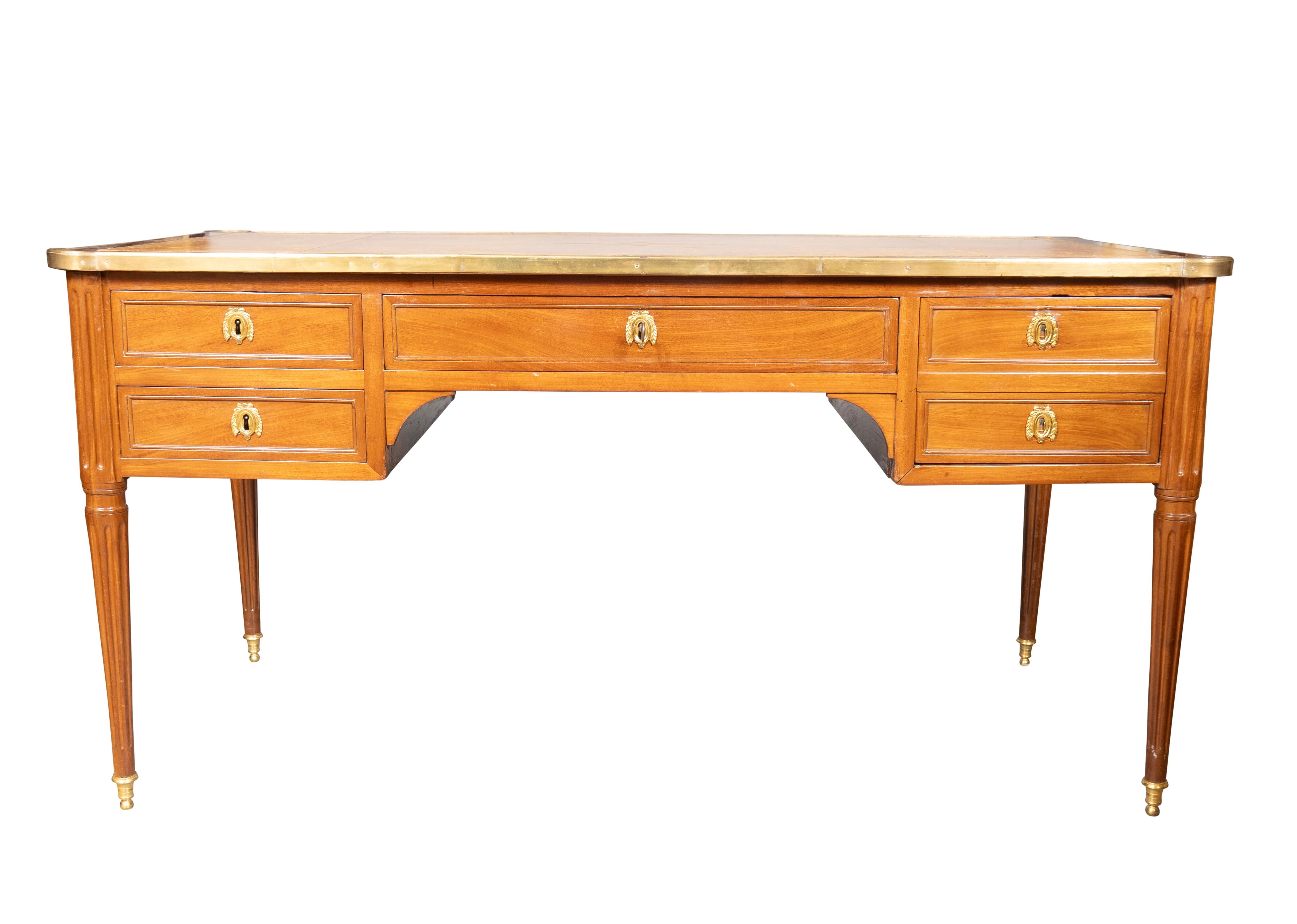 Mesa de escritorio de caoba estilo Luis XVI Bronce en venta