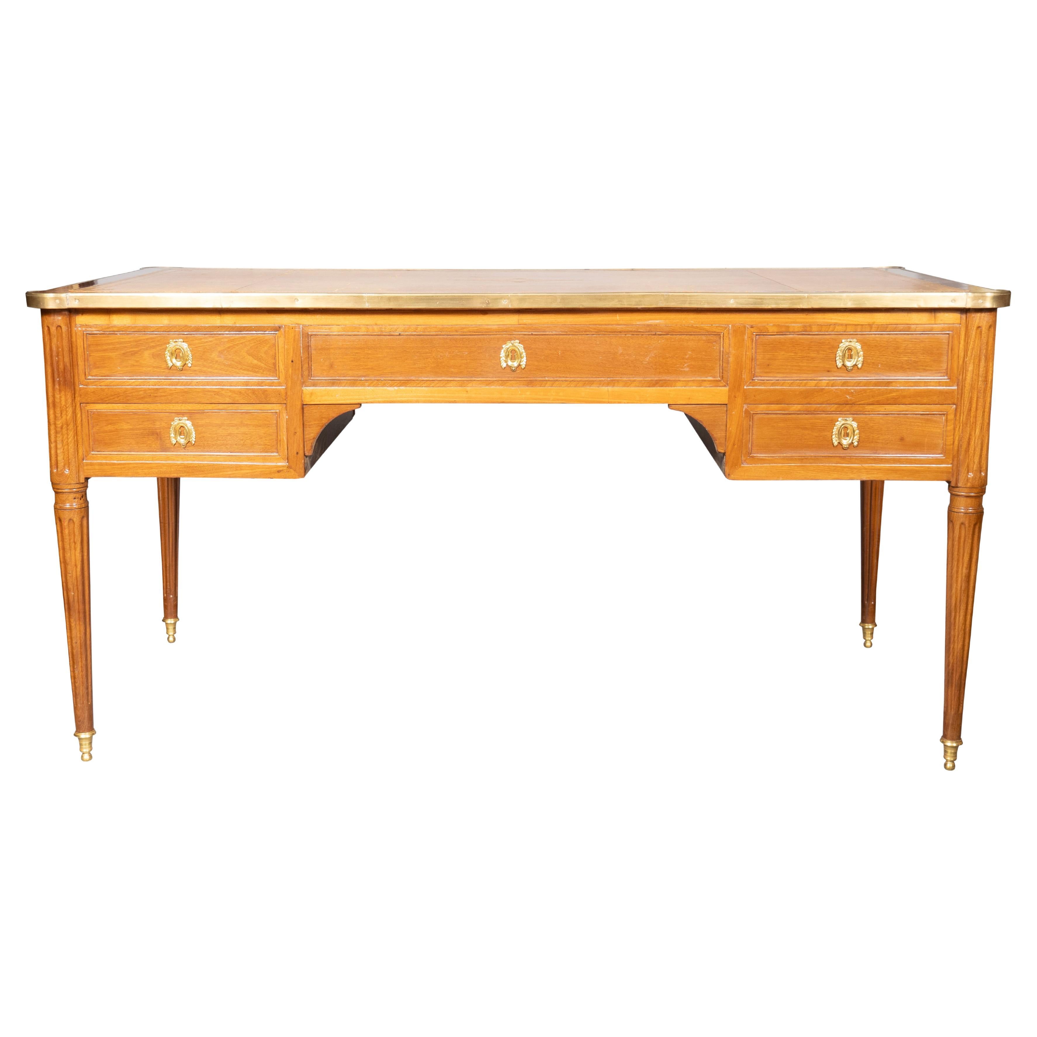 Mesa de escritorio de caoba estilo Luis XVI en venta