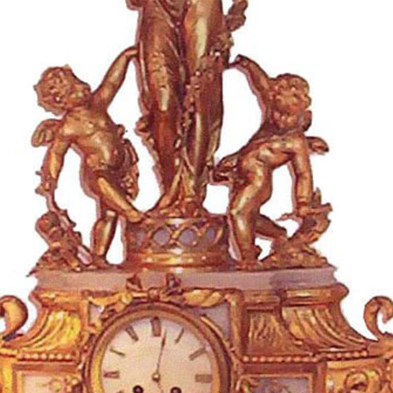 Louis XVI Style Mantel Clock In Good Condition For Sale In Pompano Beach, FL