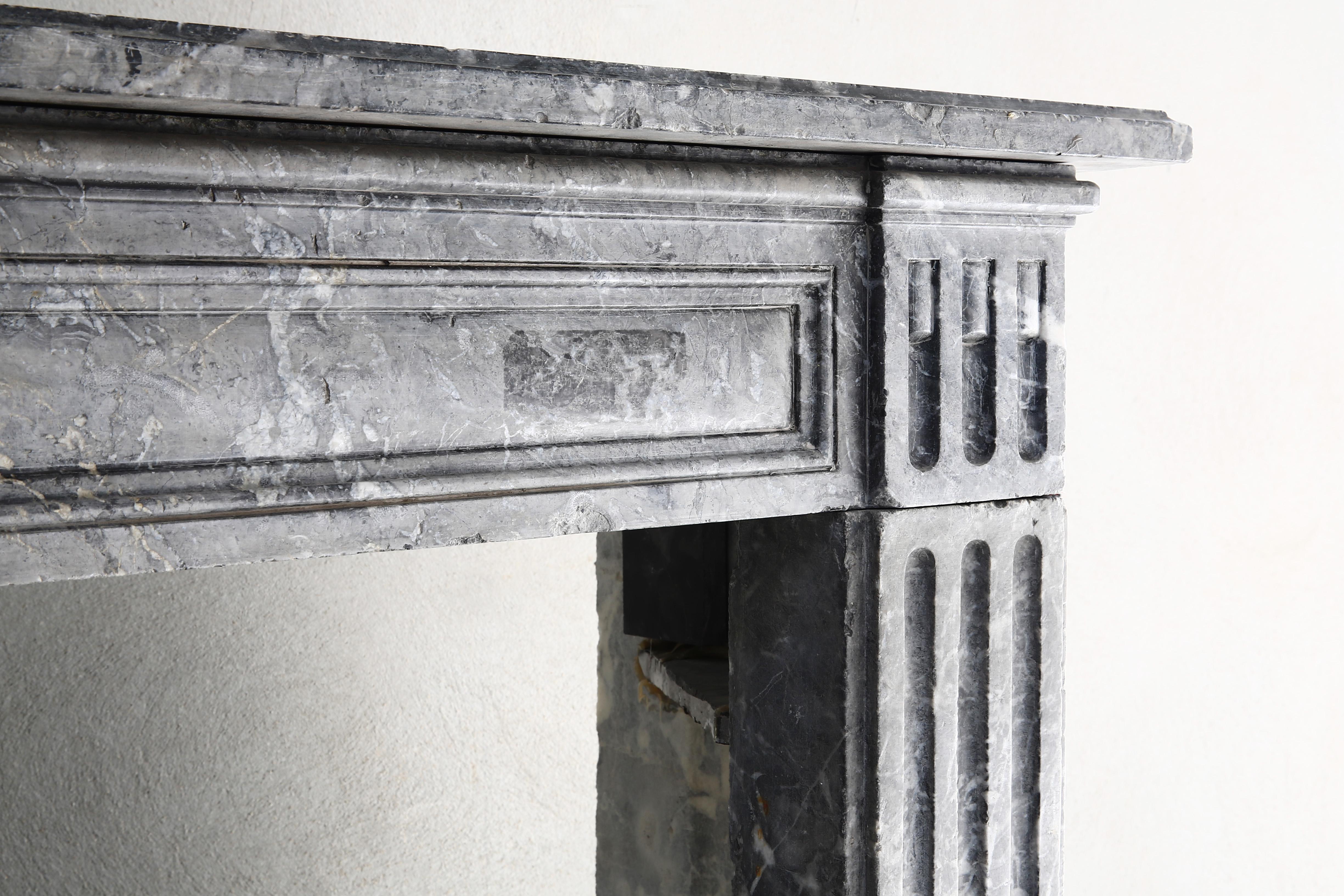Louis XVI Style Mantel of Gris de Ardenne Marble In Good Condition In Made, NL