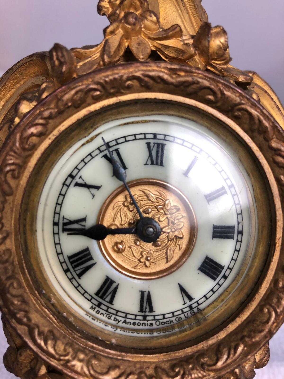 Louis XVI Style Mantle Clock, Late 19th Century For Sale 4