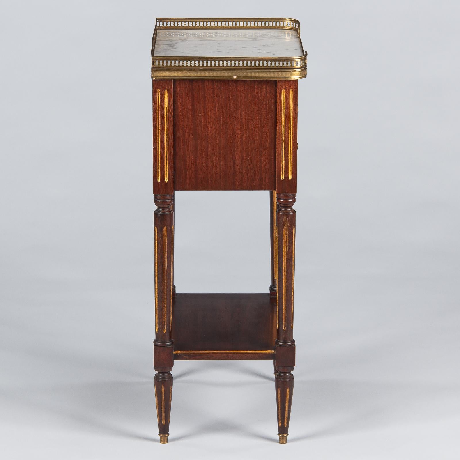 Louis XVI Style Mahogany and Marble-Top Bedside Cabinet, 1920s 5