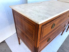 Juego de 2 cómodas de mármol estilo Luis XVI