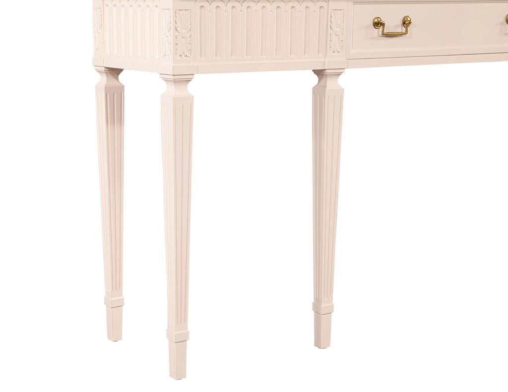 Table console de style Louis XVI à plateau en marbre en vente 5