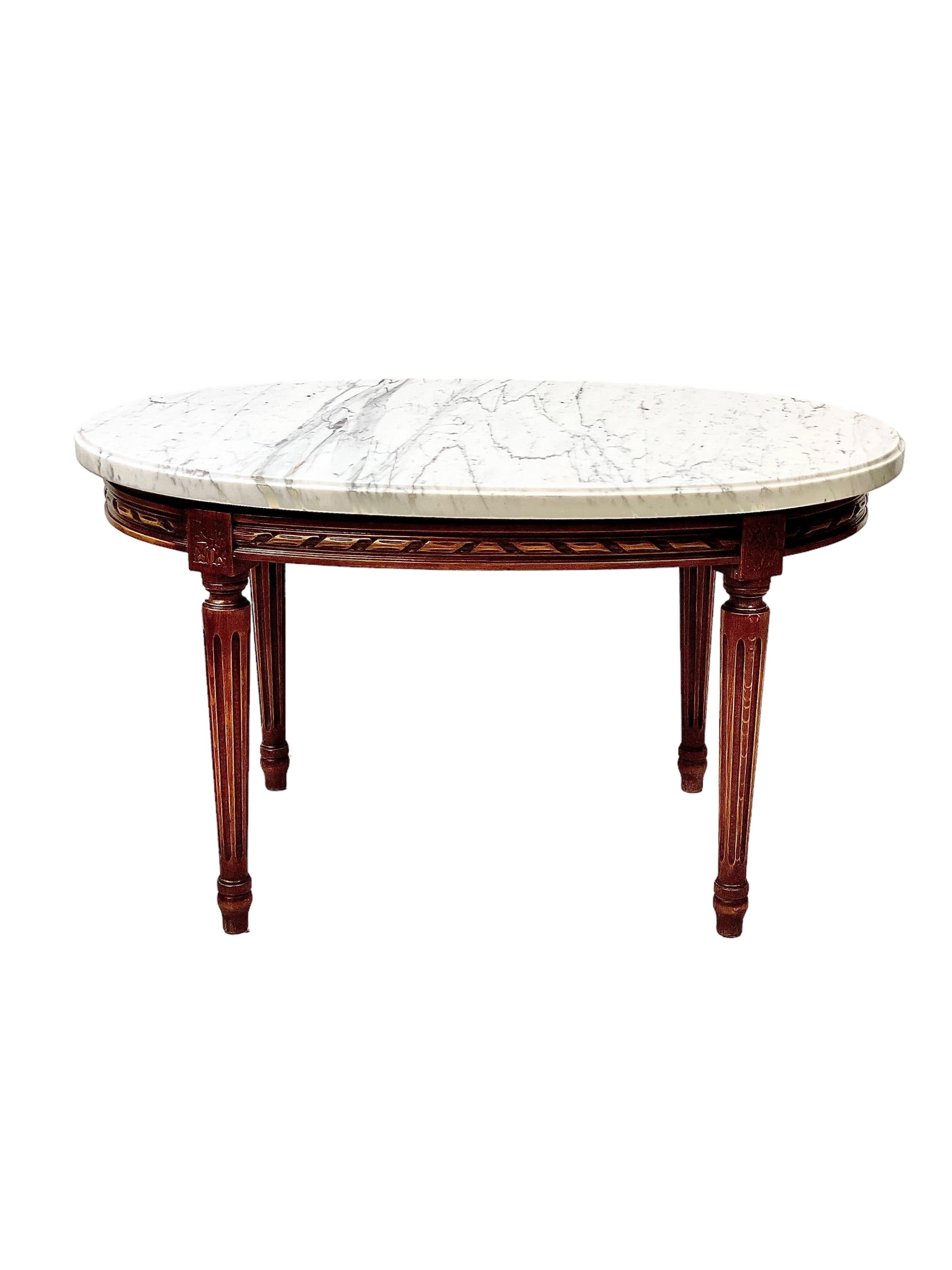Louis XVI Style Marble Topped Oval Coffee Table In Good Condition For Sale In LA CIOTAT, FR
