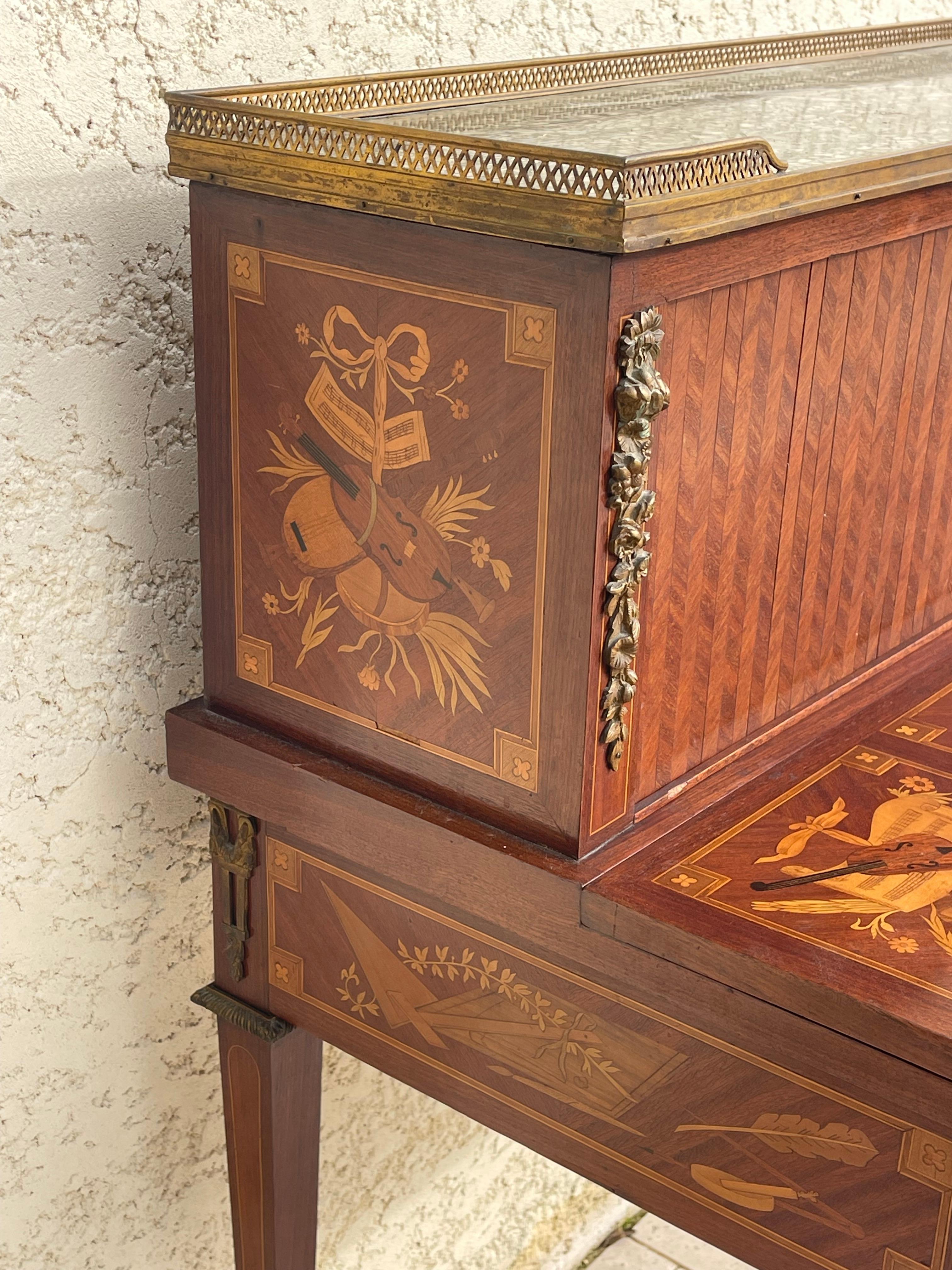 Scrivania intarsiata in stile Luigi XVI/bonheur Du Jour in vendita 11
