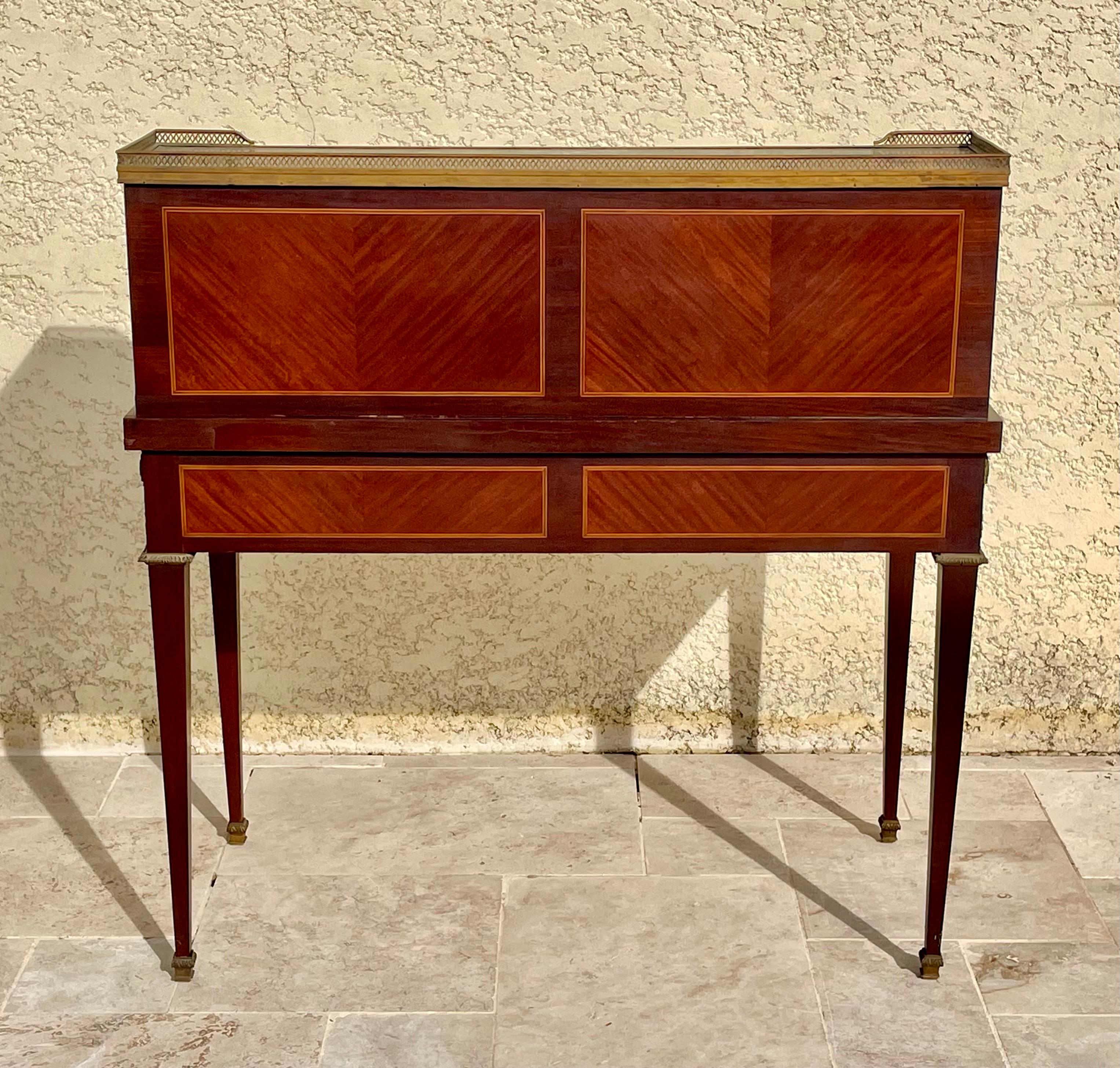 Scrivania intarsiata in stile Luigi XVI/bonheur Du Jour in vendita 14