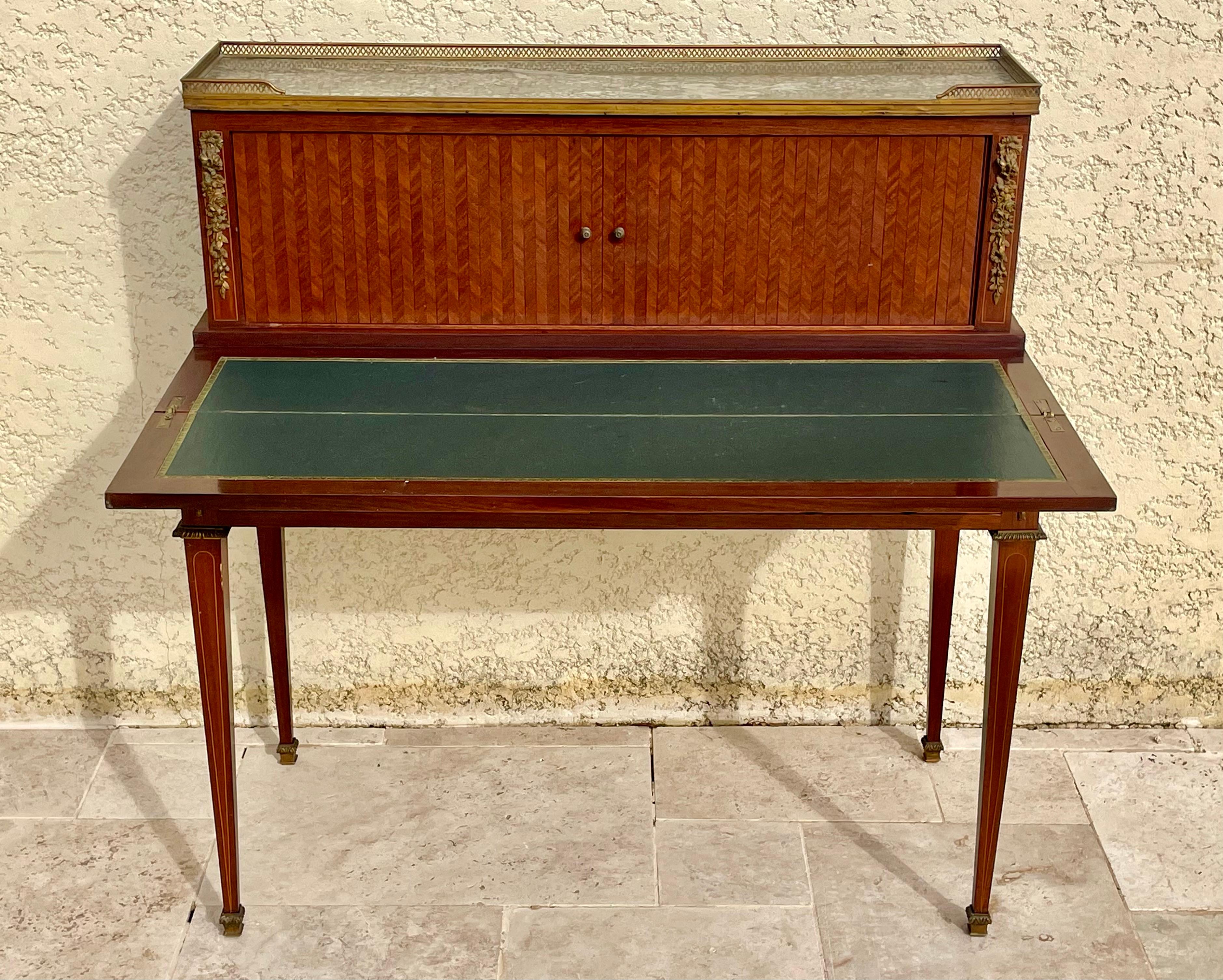 Scrivania intarsiata in stile Luigi XVI/bonheur Du Jour In condizioni buone in vendita a Beaune, FR