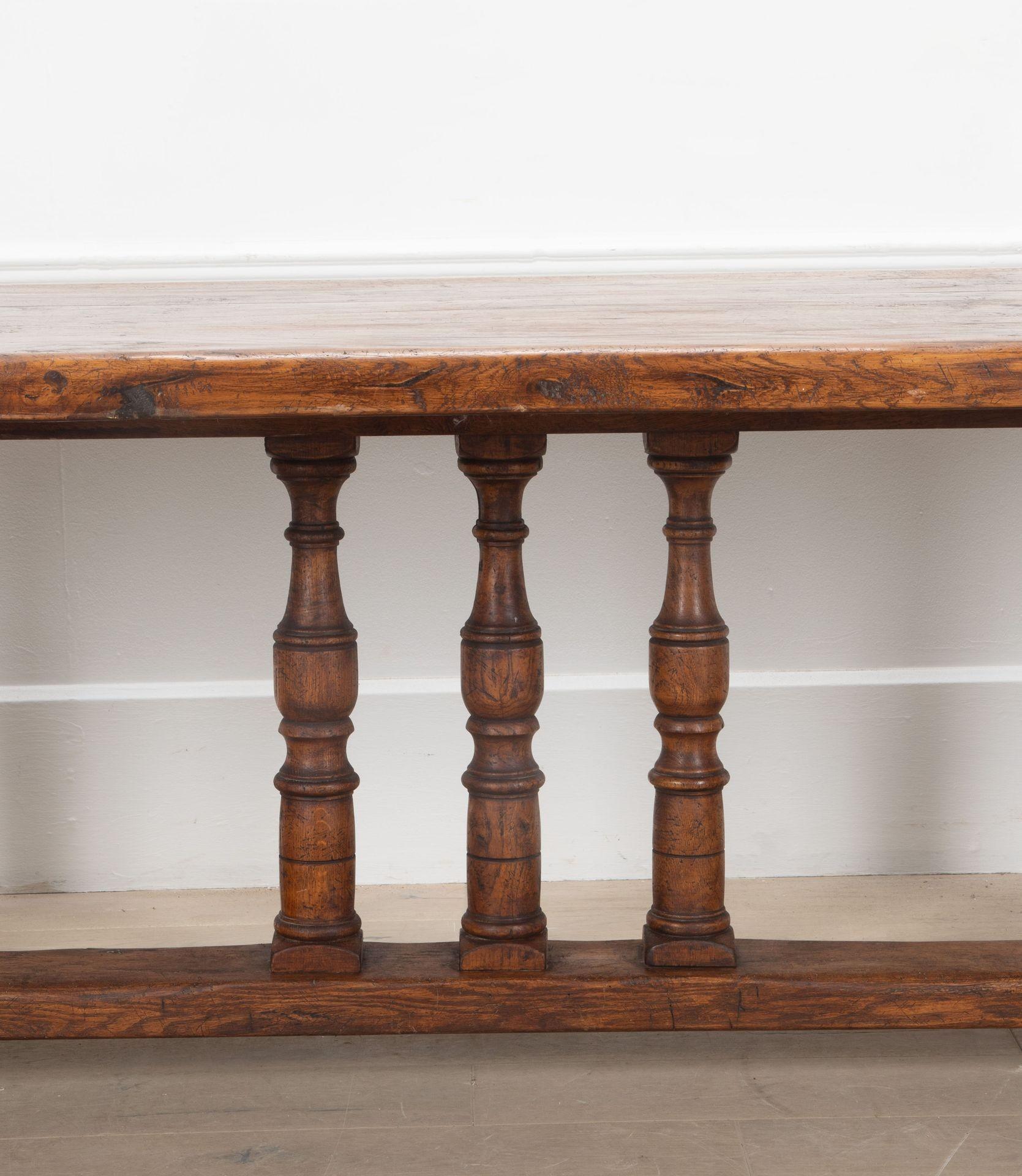Early 20th Century French Louis XVI Style Oak Refectory Table For Sale 2