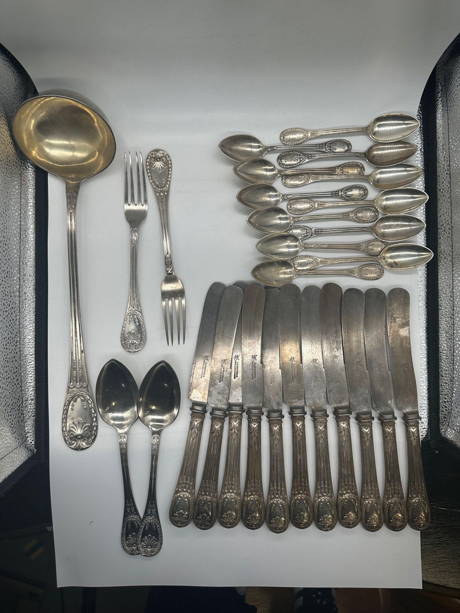 Louis XVI Style Odiot Rare French Louveciennes Silver Flatware For Sale 16