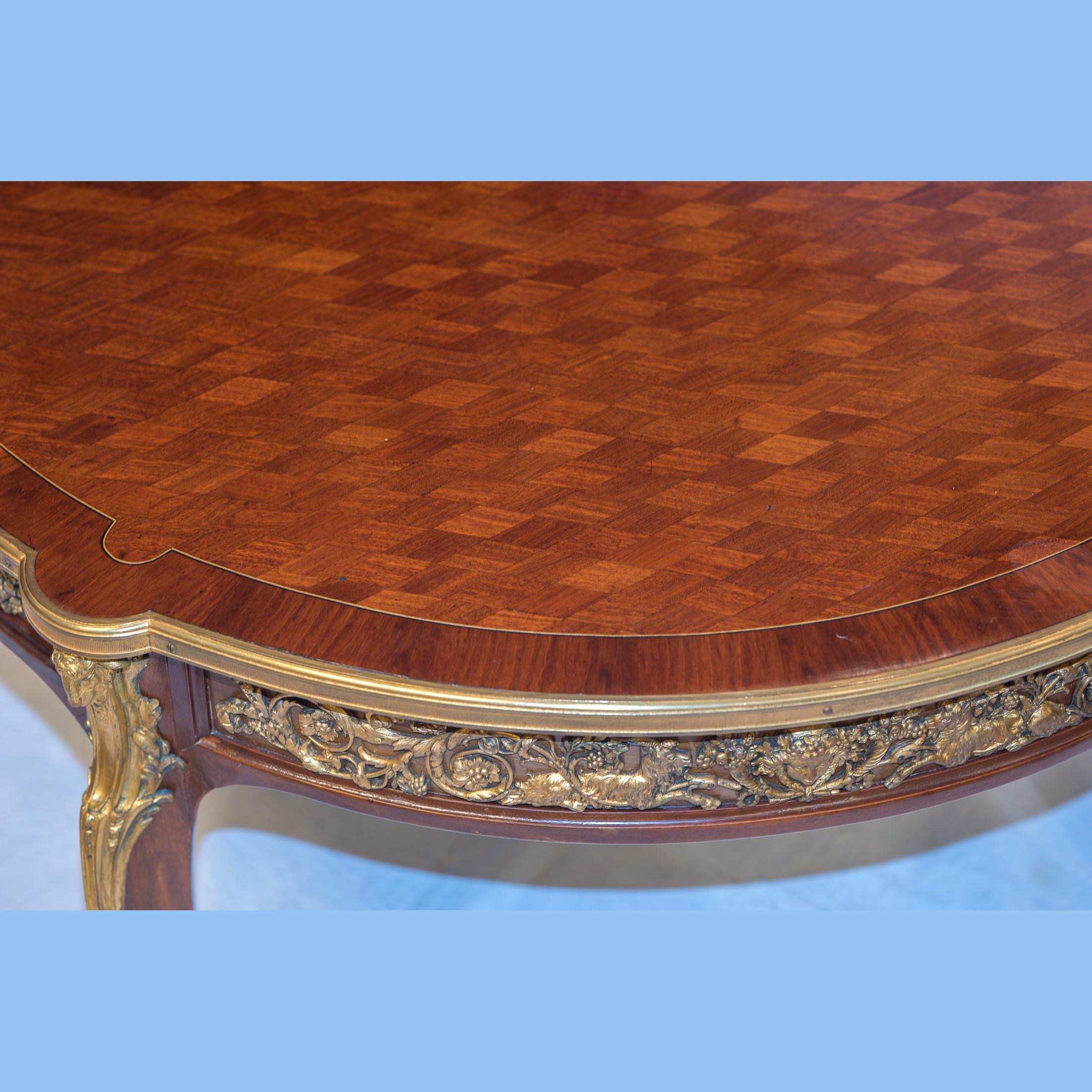 Louis XVI Style Ormolu-Mounted Cube Parquetry Low Round Coffee Table In Good Condition In New York, NY