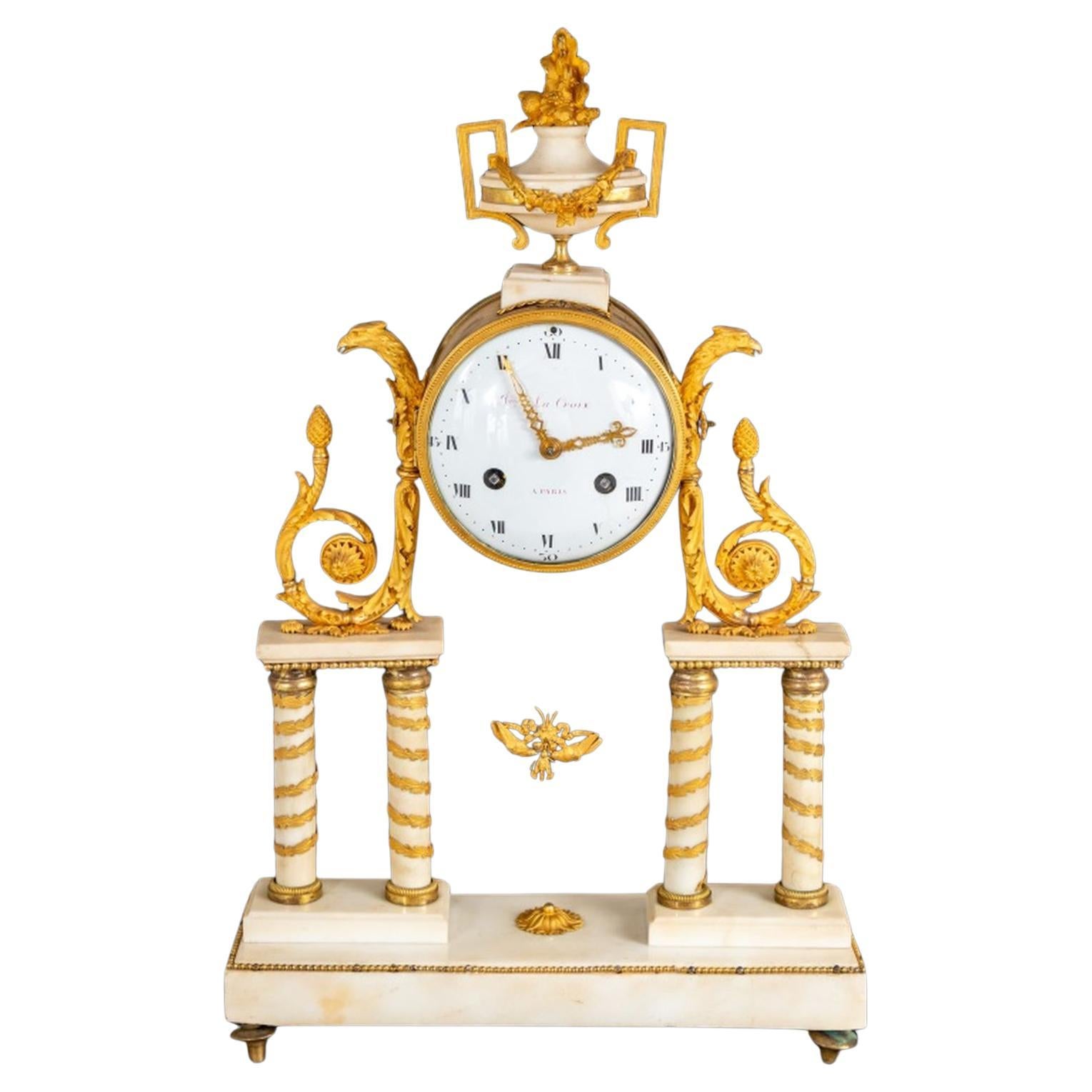 Louis XVI Style Ormolu Mounted White Marble Clock en venta