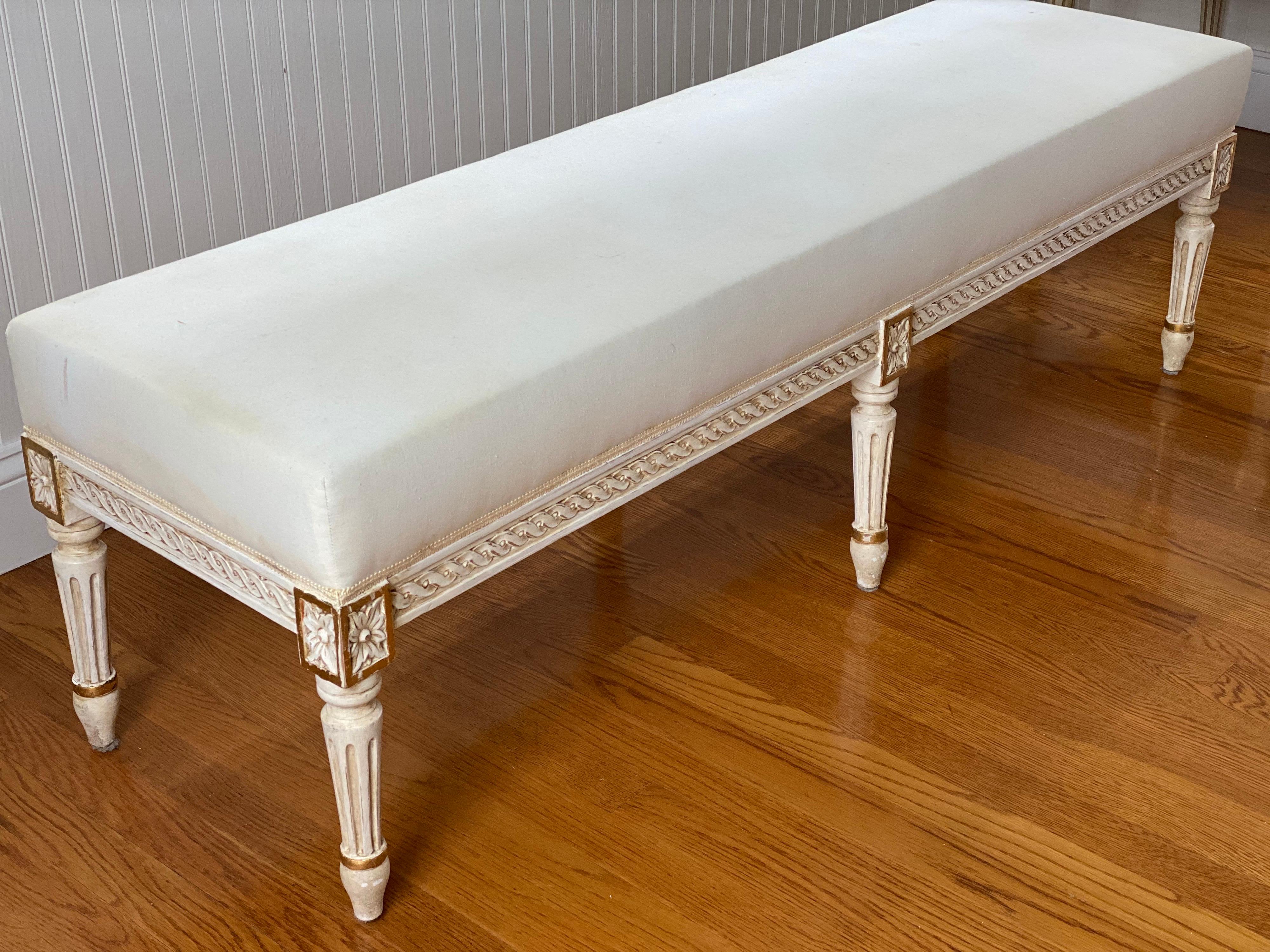 American Louis XVI Style Painted and Parcel-Gilt Banquette/Bench, Early 20th Century