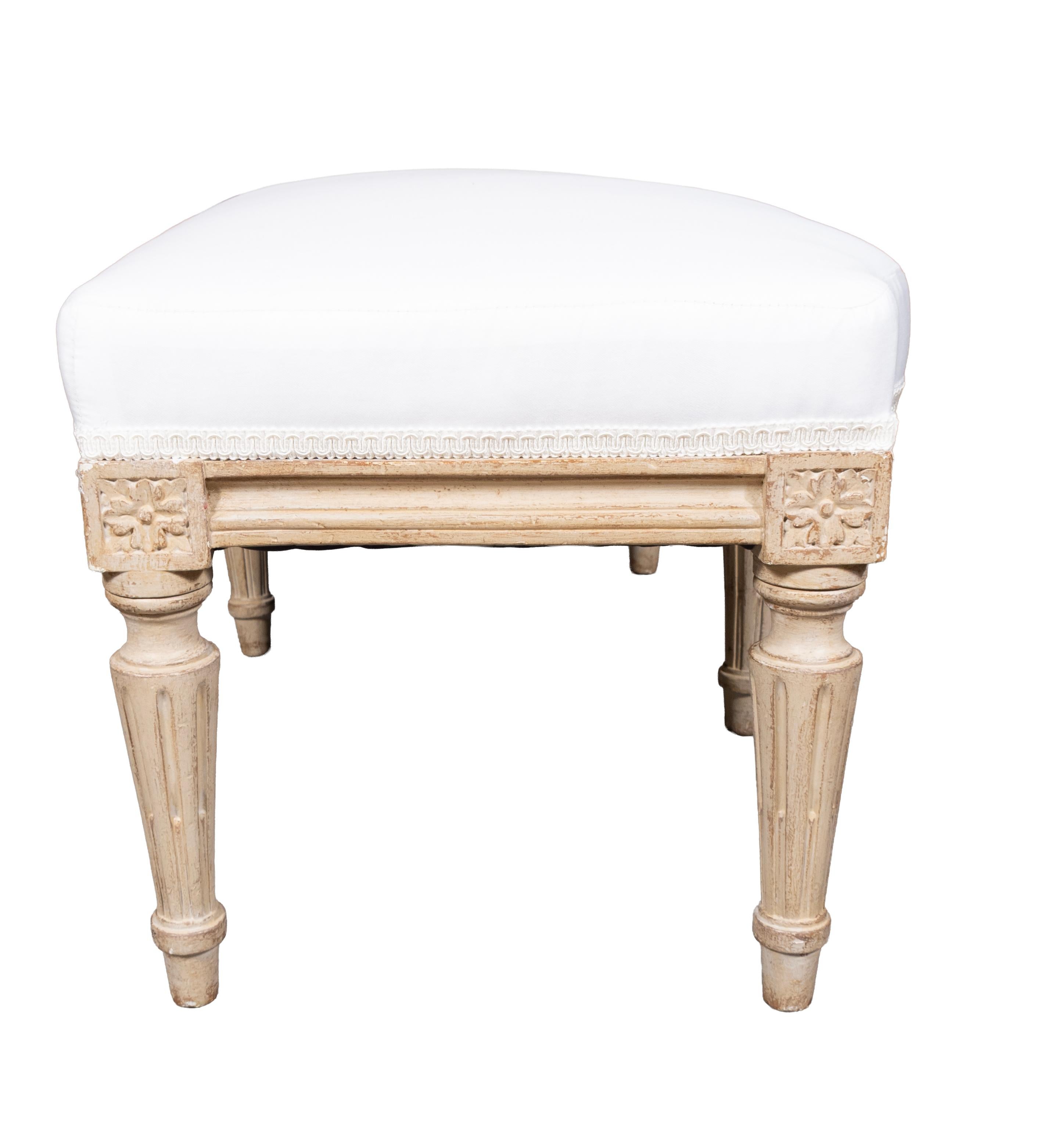 Louis XVI Style Painted Bench Luis XVI en venta