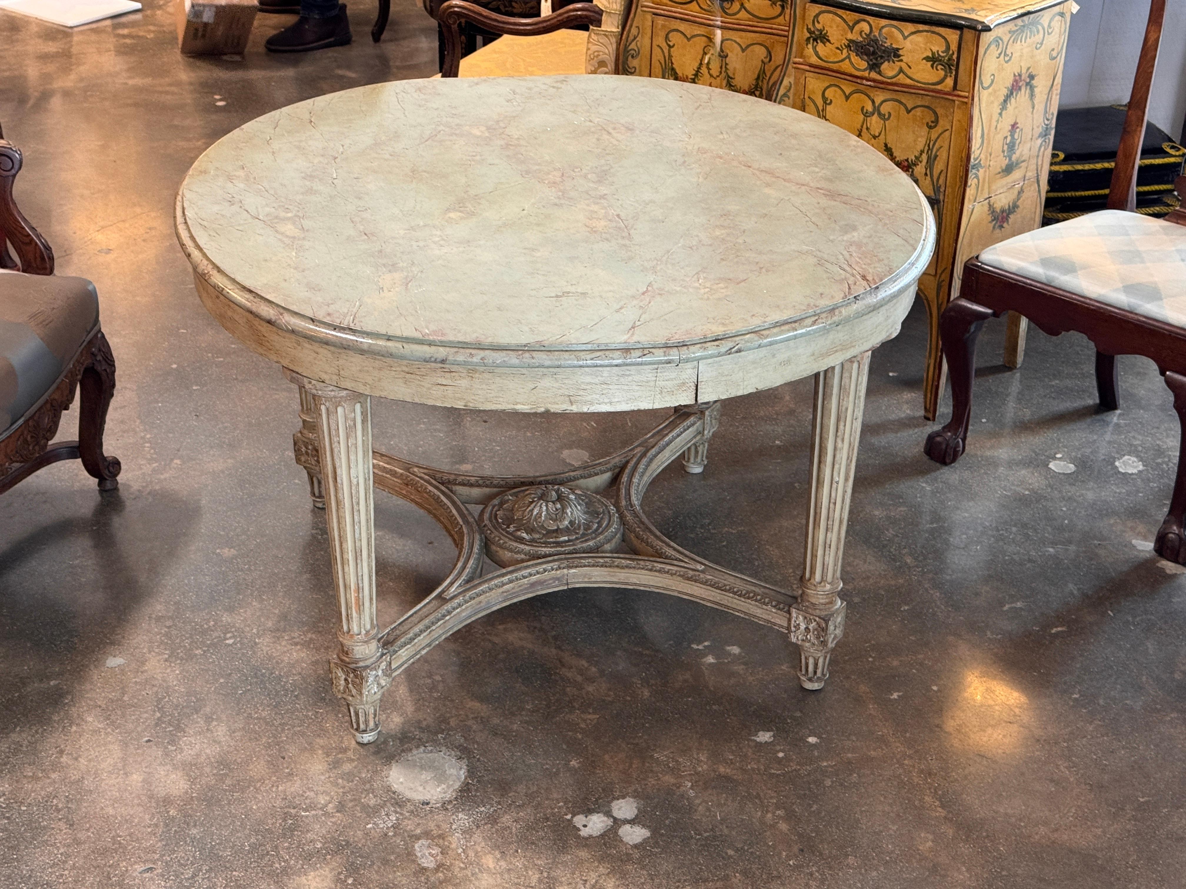 Français Louis XVI Style Painted Center Table en vente
