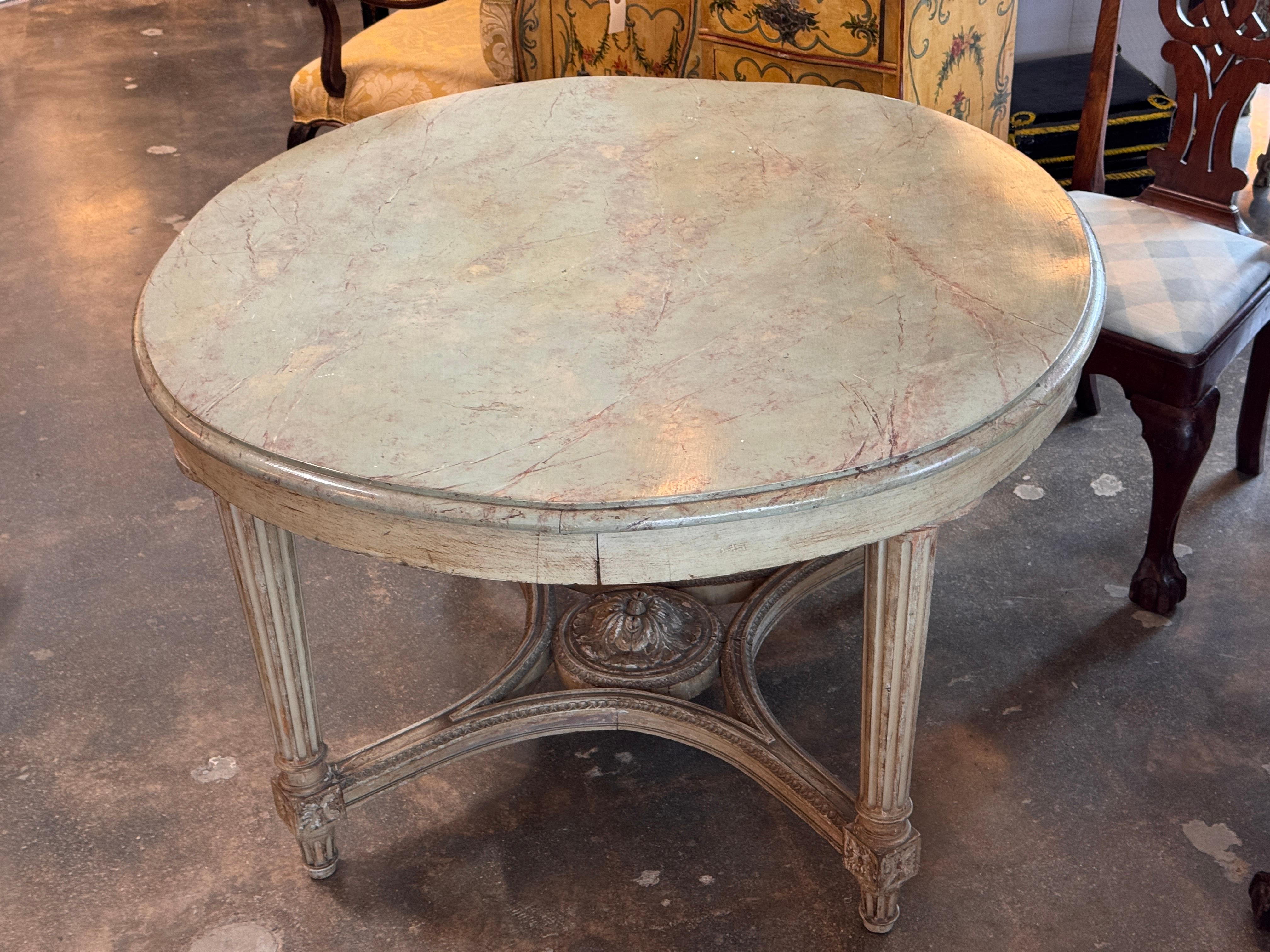 Louis XVI Style Painted Center Table en vente 1