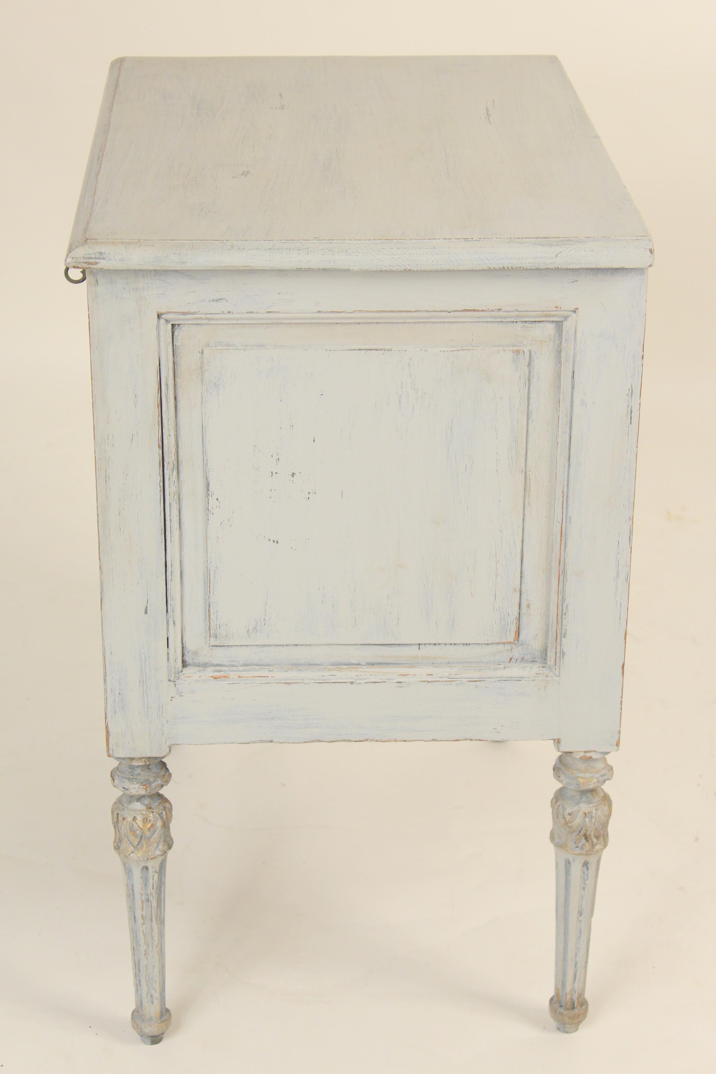 Louis XVI Style Painted Chest of Drawers In Good Condition In Laguna Beach, CA