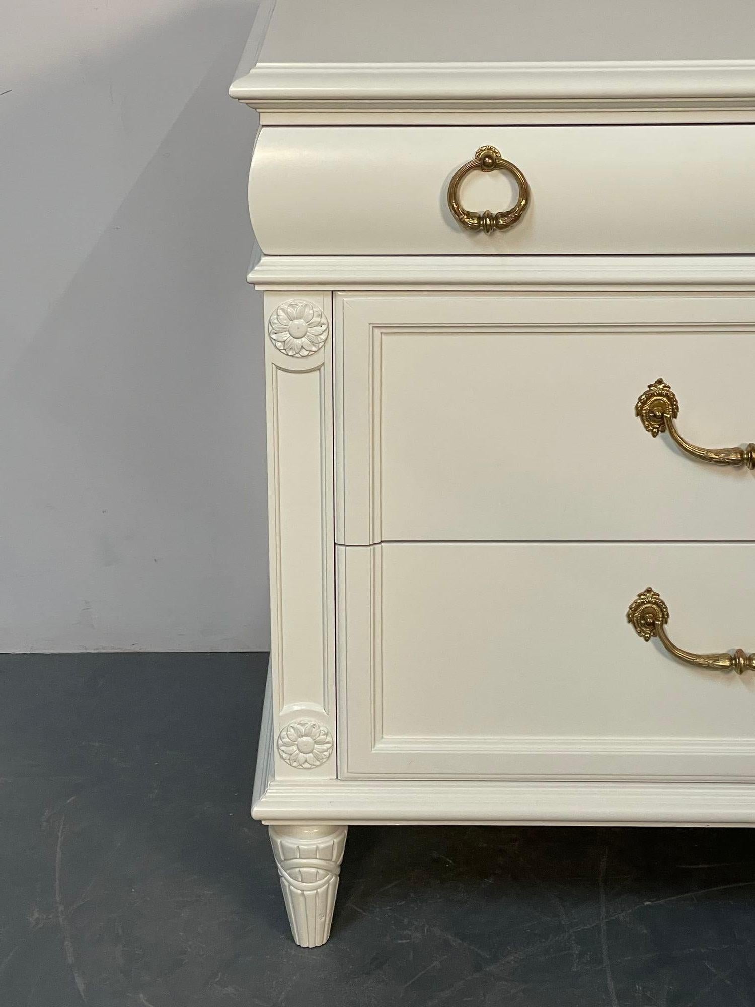 Louis XVI Style Painted Dresser, Mid-Century Modern, Commode, Bronze, off White For Sale 1