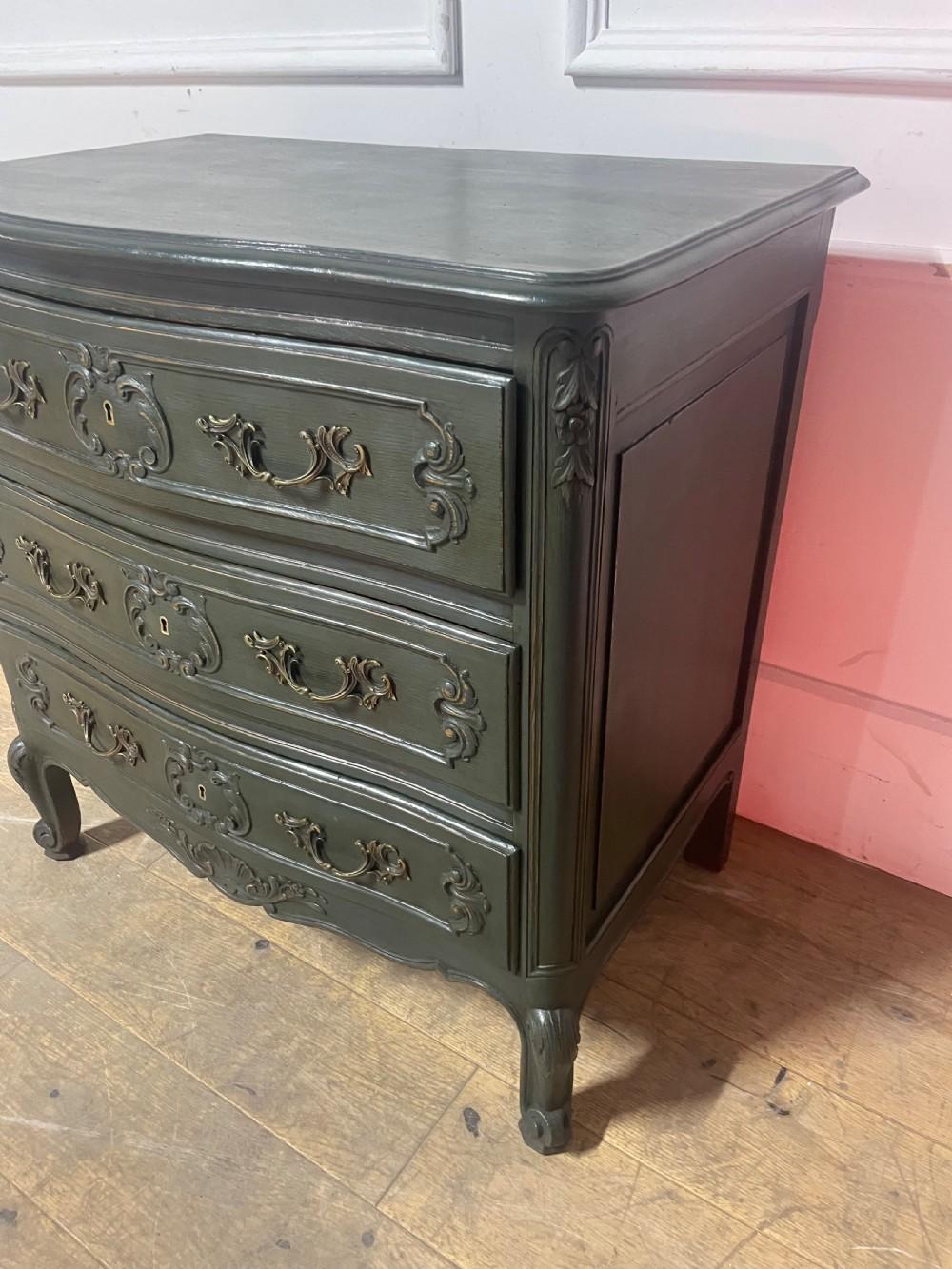Charming , neat sized dark green painted French chest of drawers
Circa 1900 with original solid brass handles , working locks and a key
Height 86 cms or 34 inches
Width 86 cms or 34 inches
Depth 56 cms or 22 inches