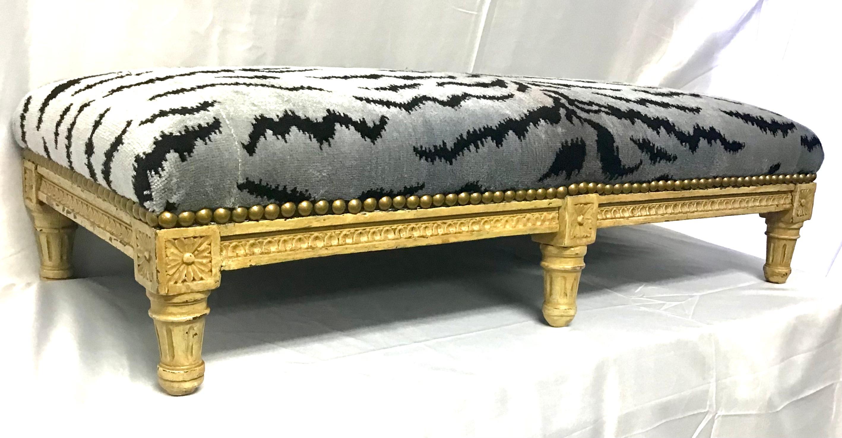 Louis XVI Style Painted Scalamandre Upholstered Bench In Good Condition In Bradenton, FL