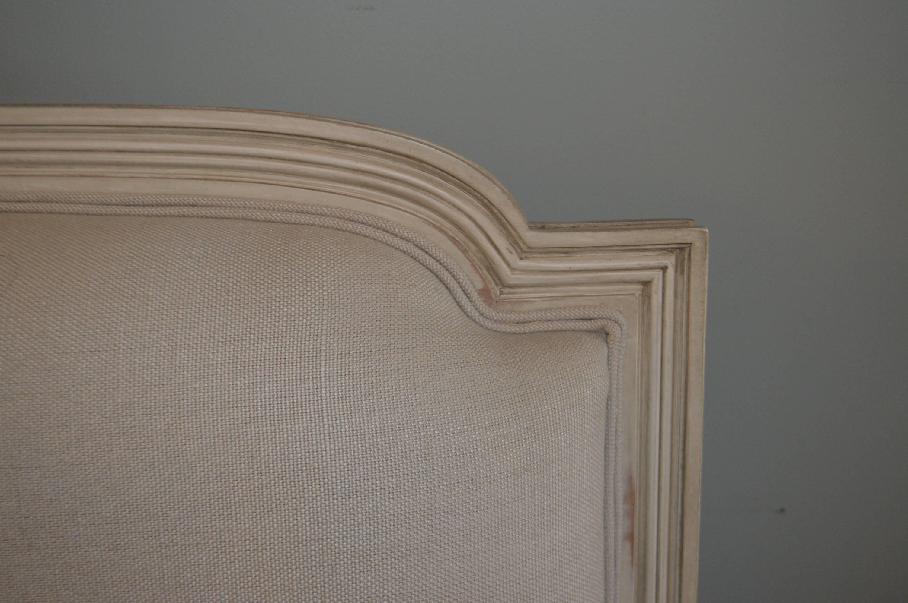 Italian Louis XVI Style Painted Settee, Canape, Newly Upholstered in Grey Belgium Linen