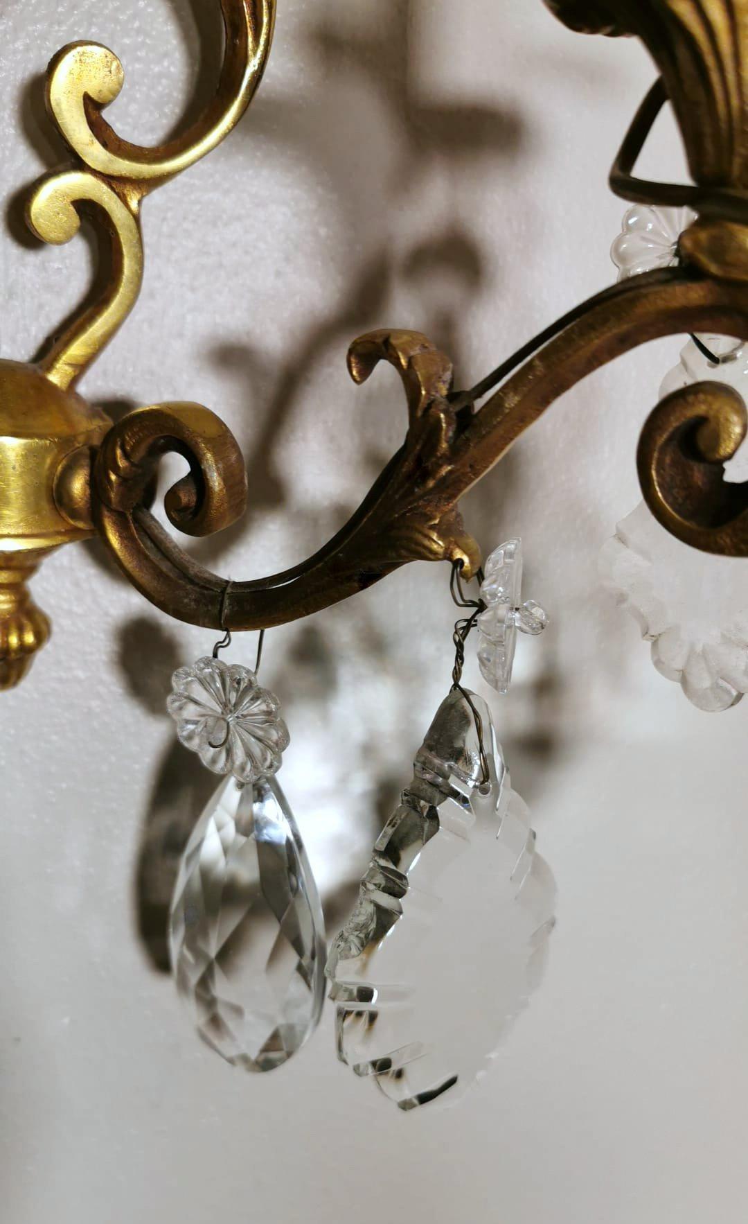 Louis XVI Style Pair of French Wall Sconces in Brass and Crystals For Sale 12