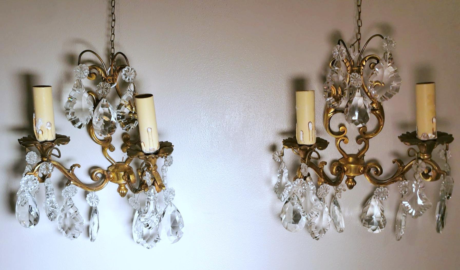 20th Century Louis XVI Style Pair of French Wall Sconces in Brass and Crystals For Sale